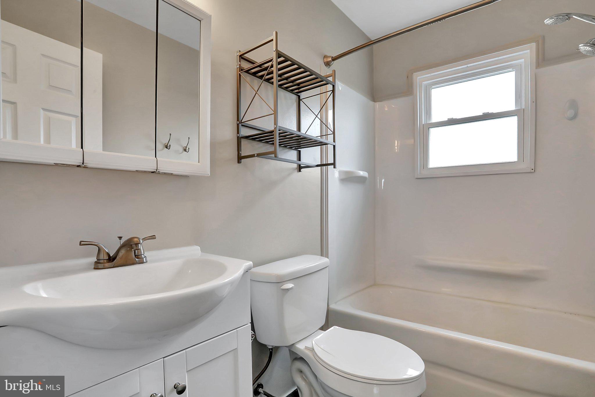 914 CHEROKEE TRAIL