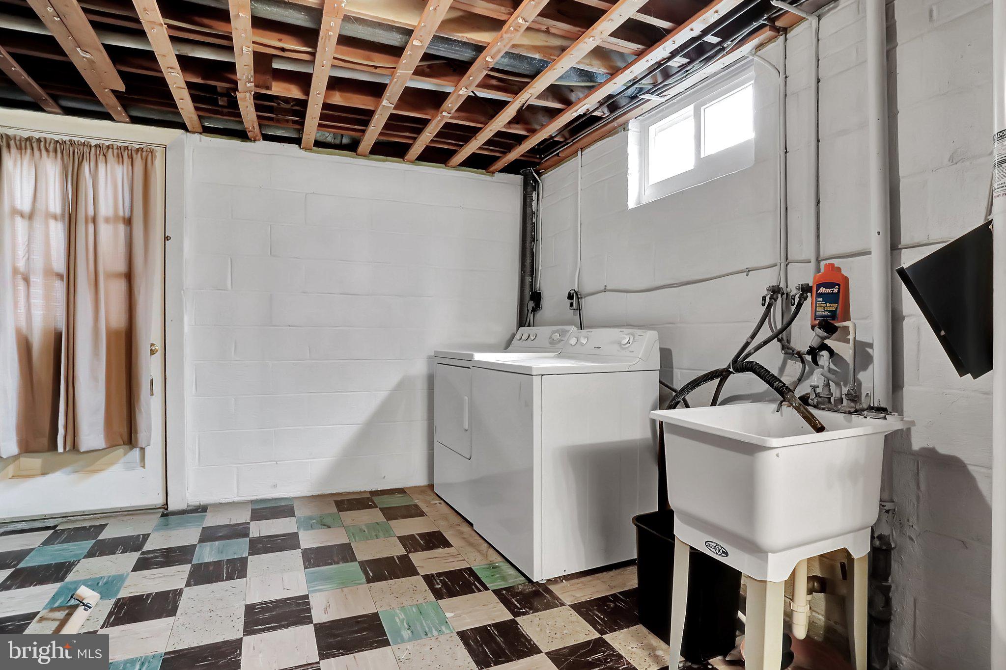 914 CHEROKEE TRAIL