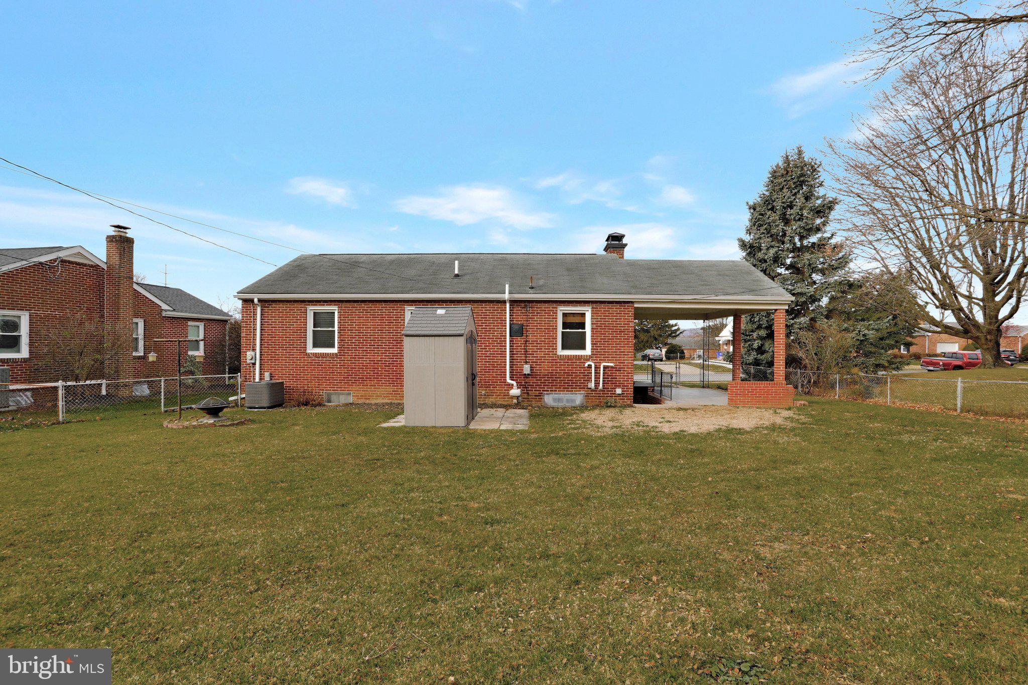914 CHEROKEE TRAIL