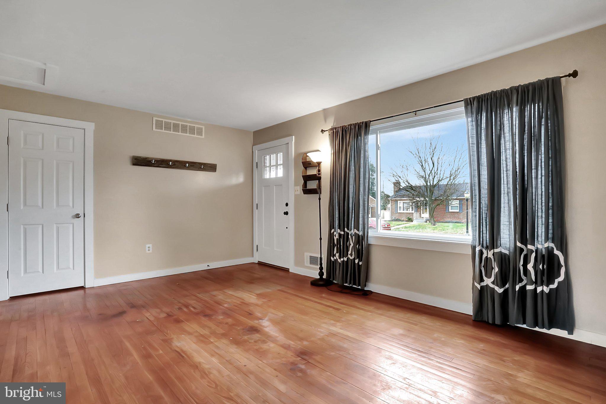 914 CHEROKEE TRAIL