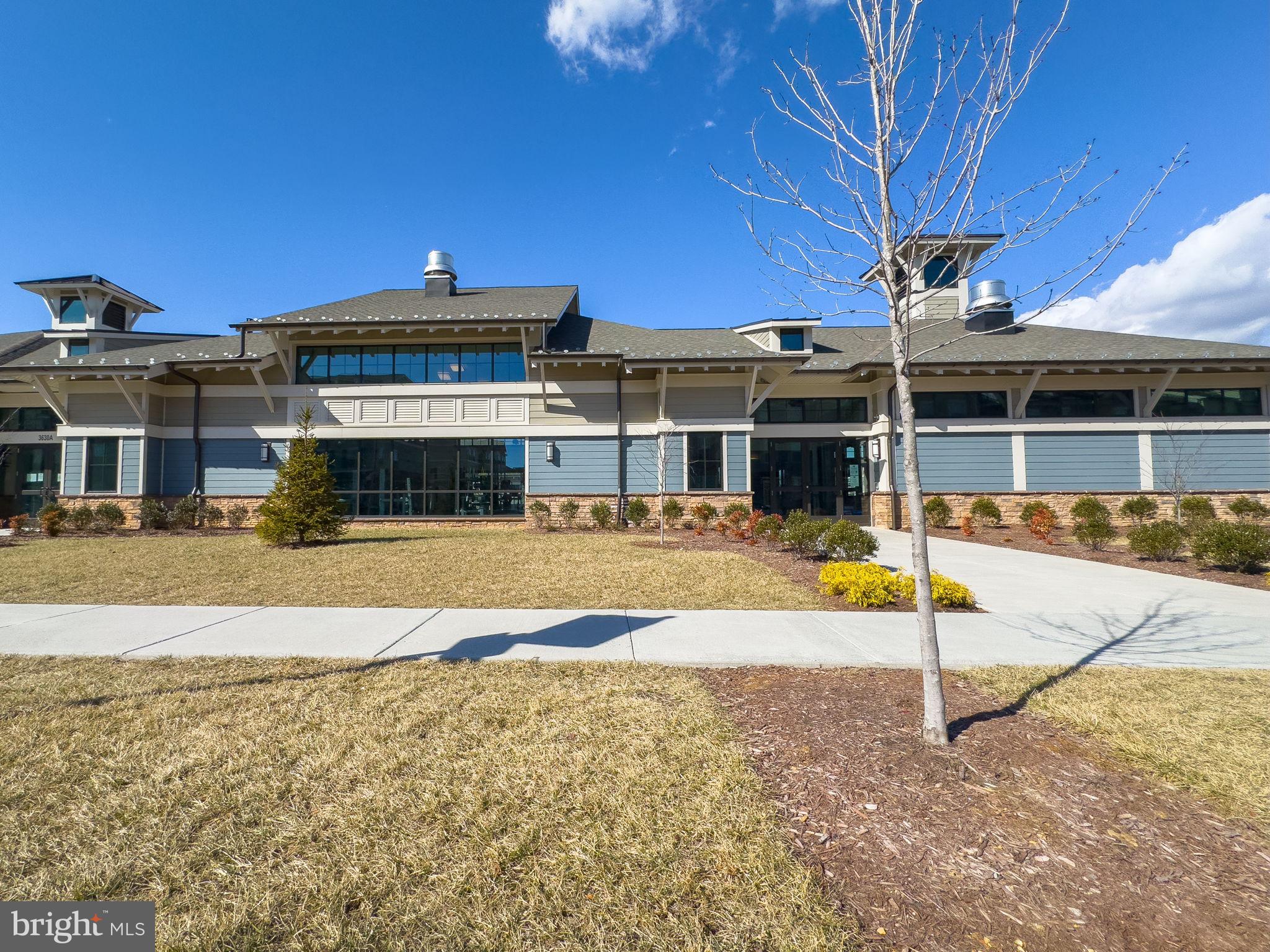 8716 SHADY PINES DRIVE