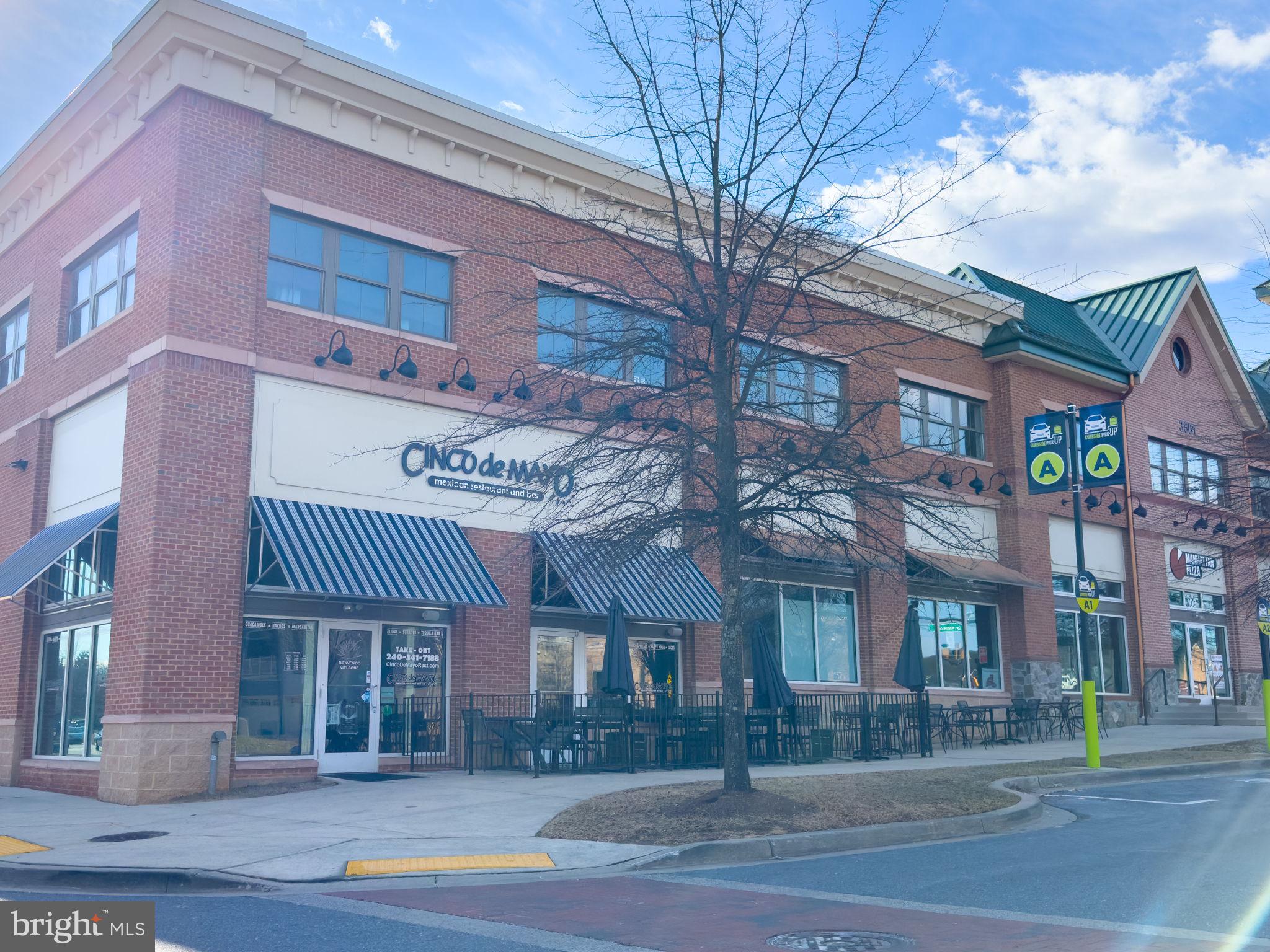 8716 SHADY PINES DRIVE