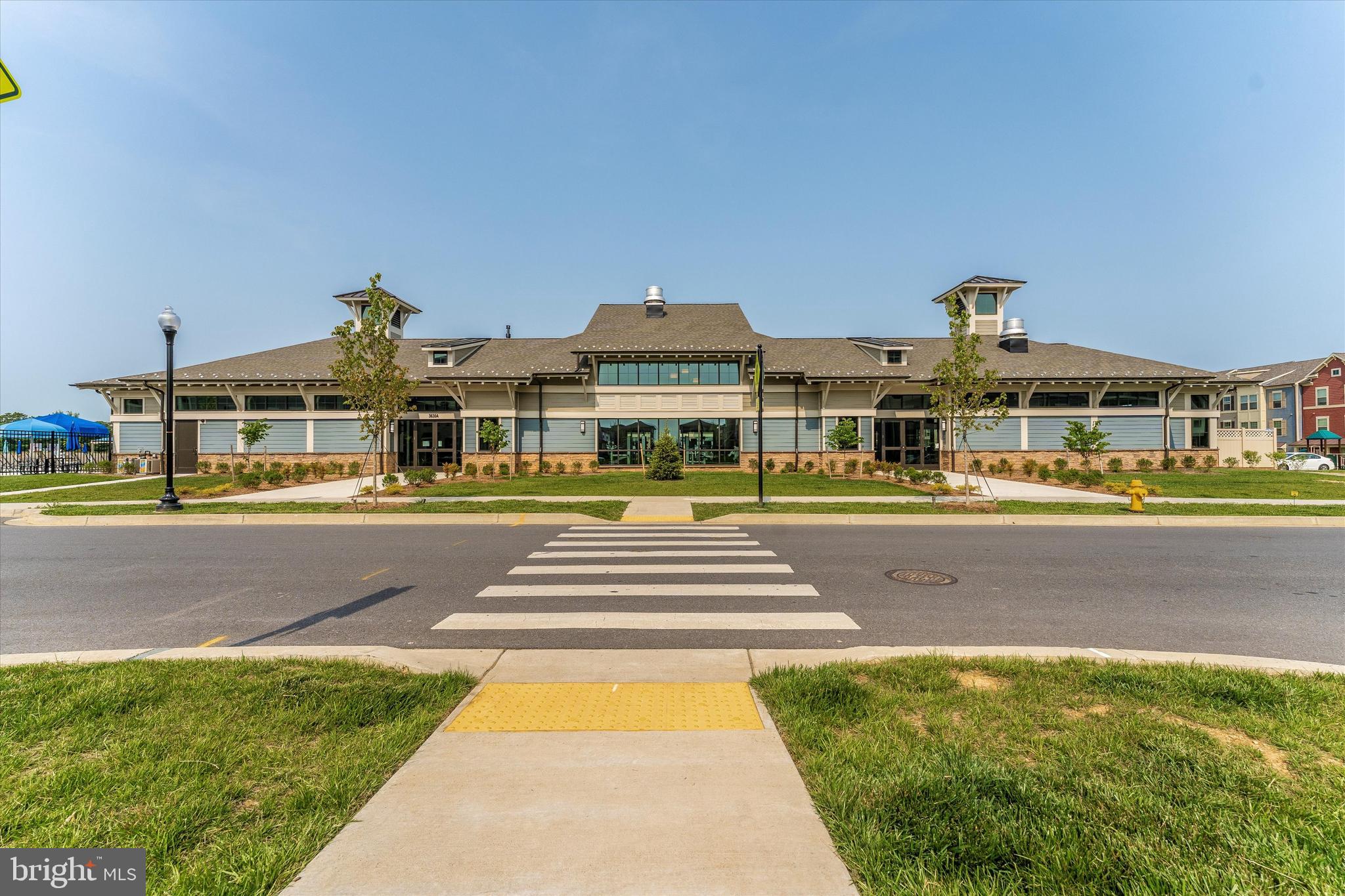 8716 SHADY PINES DRIVE