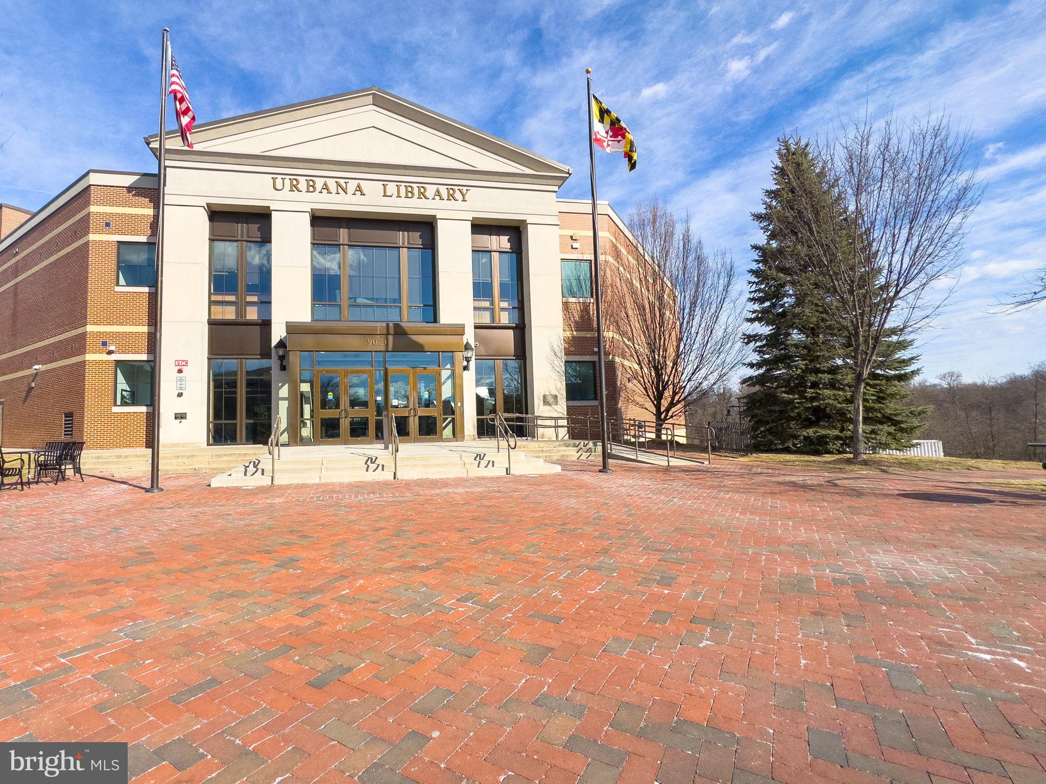 8716 SHADY PINES DRIVE