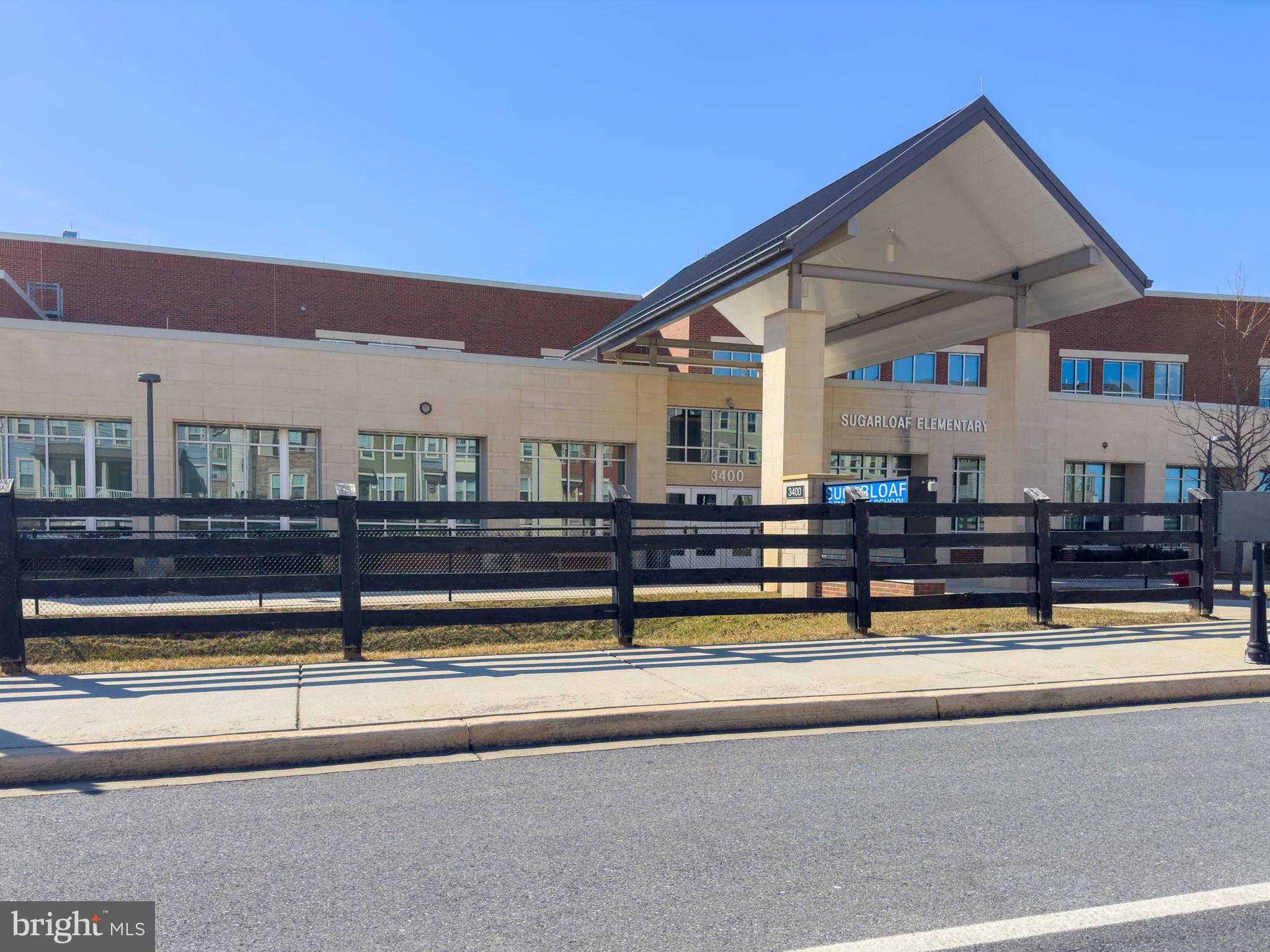 8716 SHADY PINES DRIVE