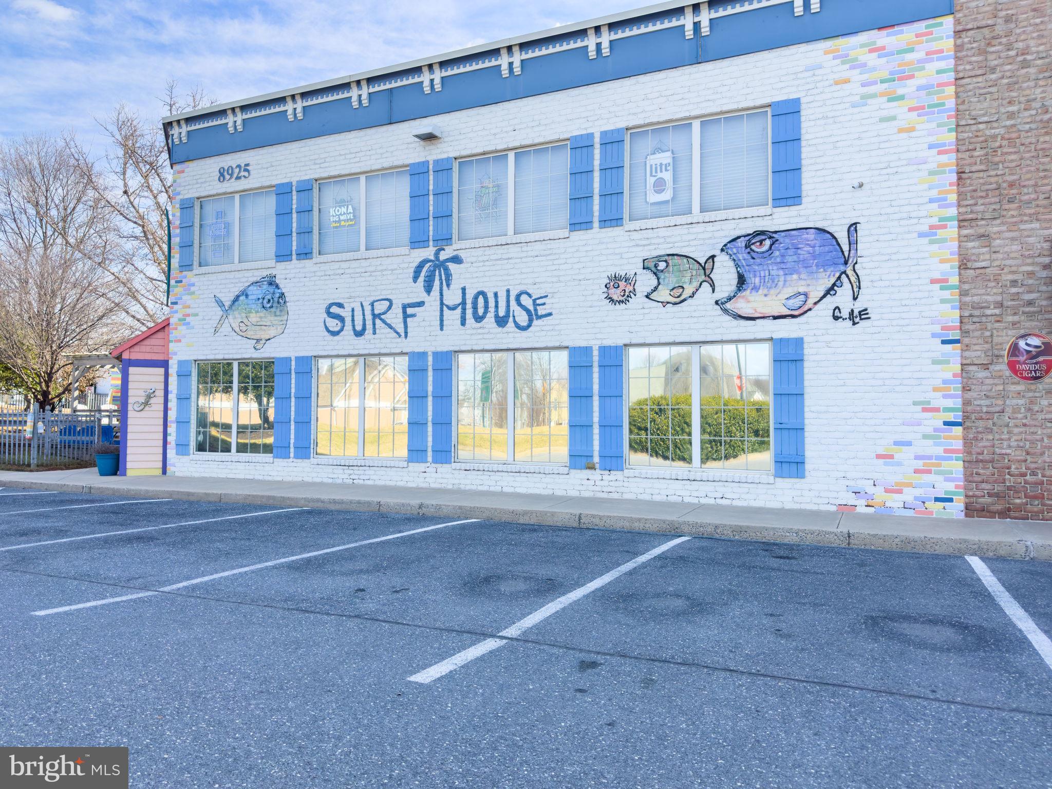 8716 SHADY PINES DRIVE