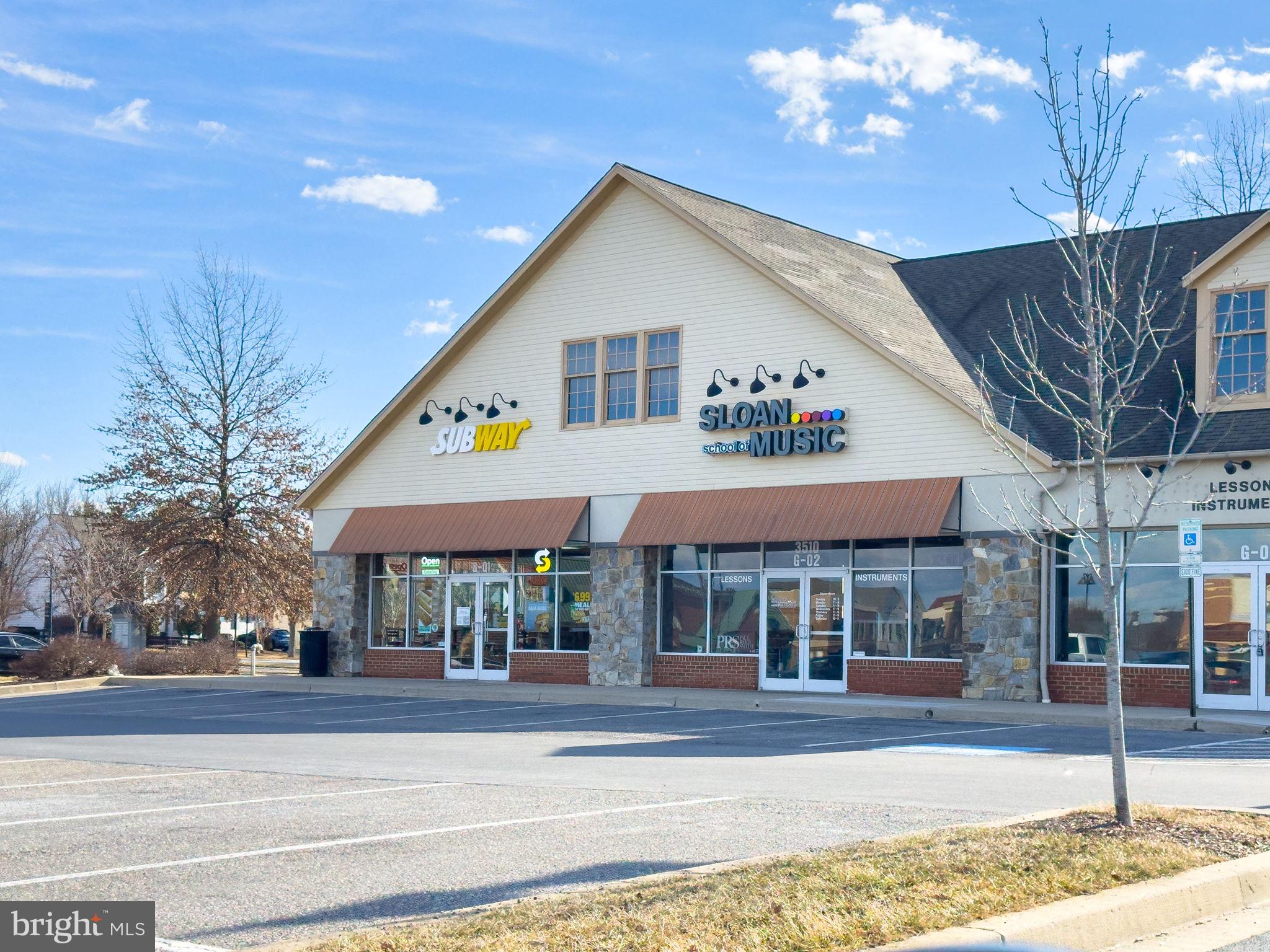 8716 SHADY PINES DRIVE