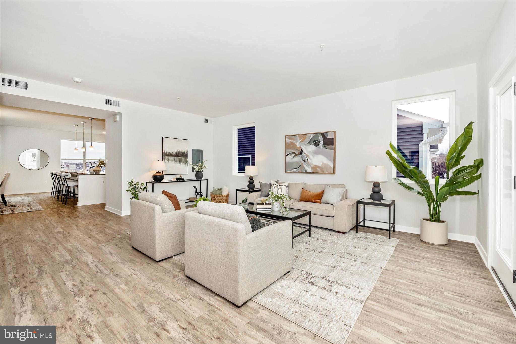 709 IRON FORGE RD UNIT B