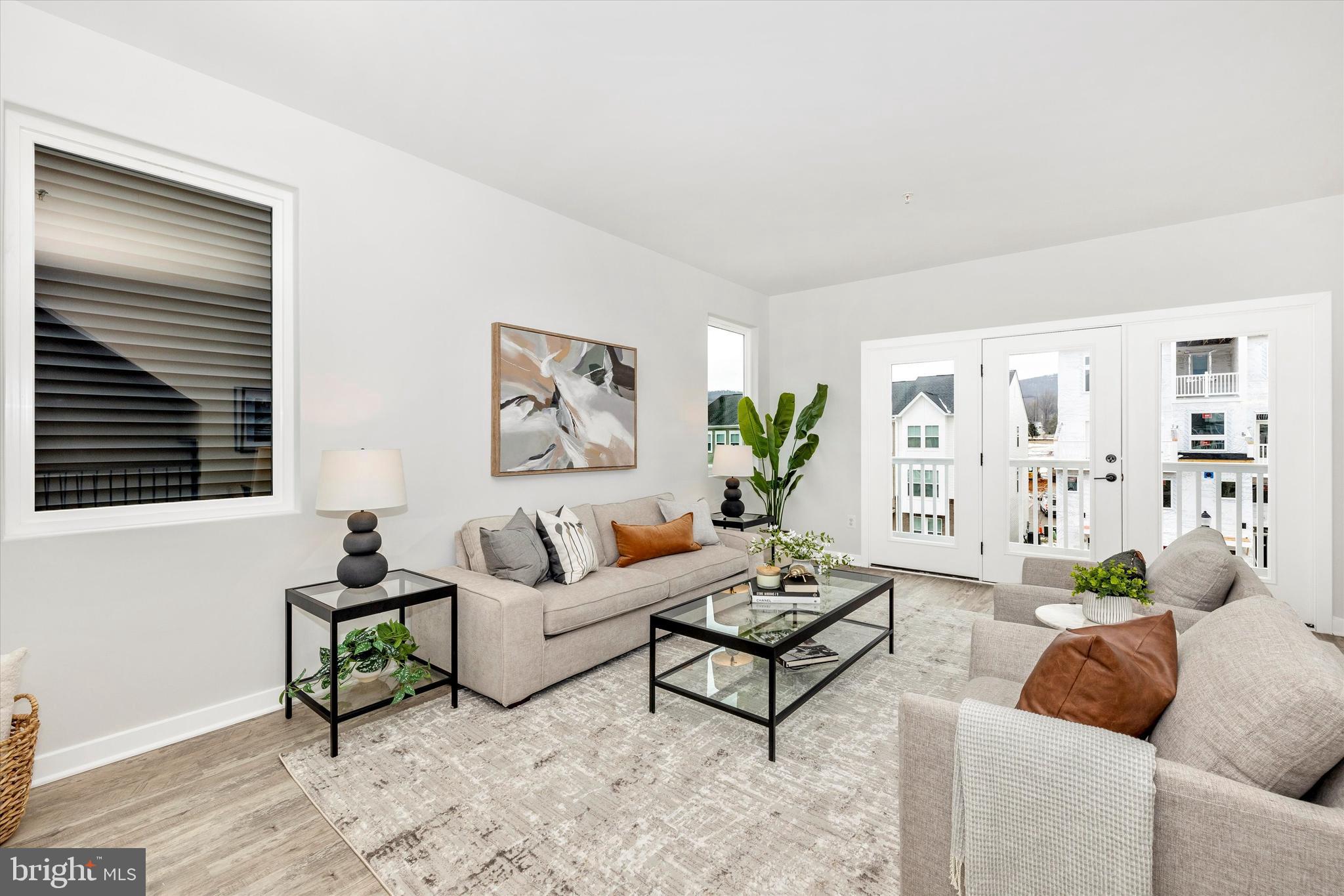 709 IRON FORGE RD UNIT B