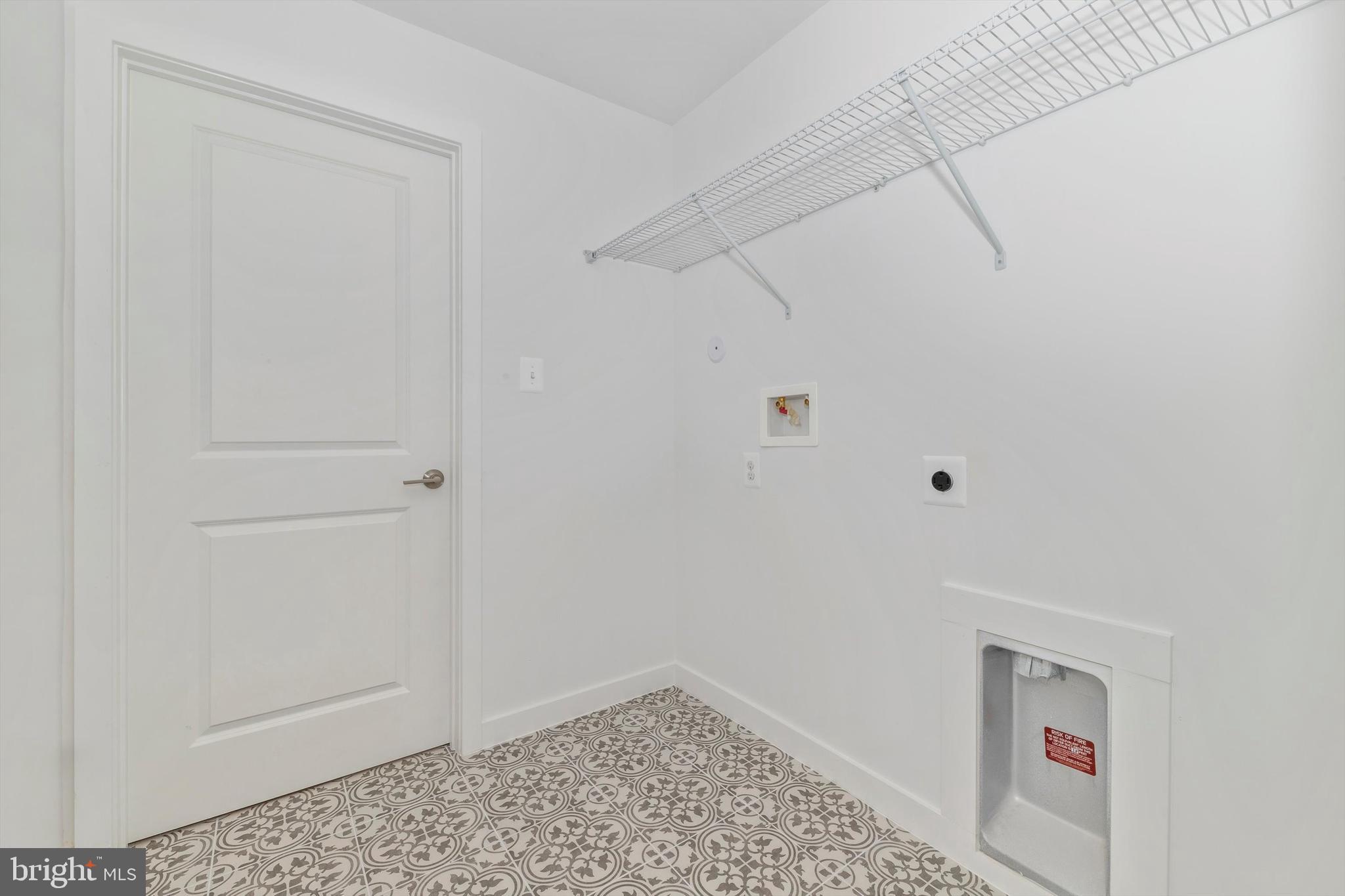 1629 BLACKSMITH WAY UNIT B