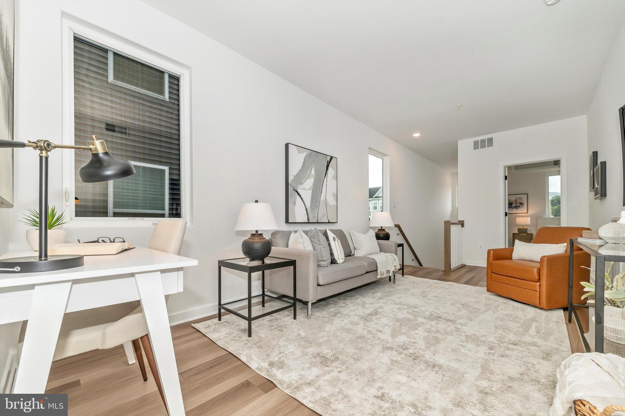 1629 BLACKSMITH WAY UNIT B