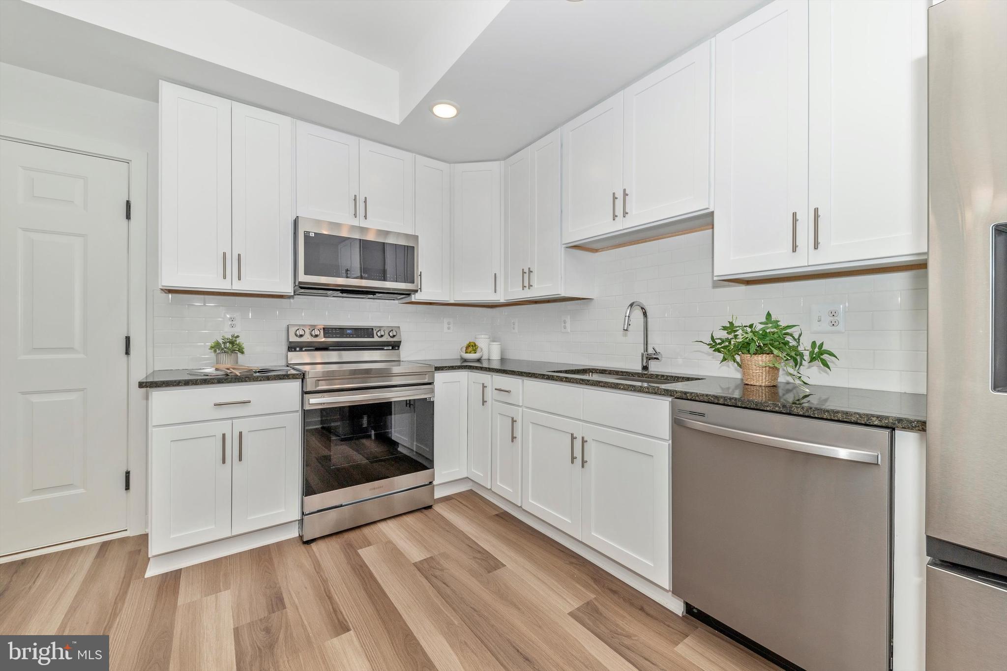 1629 BLACKSMITH WAY UNIT B