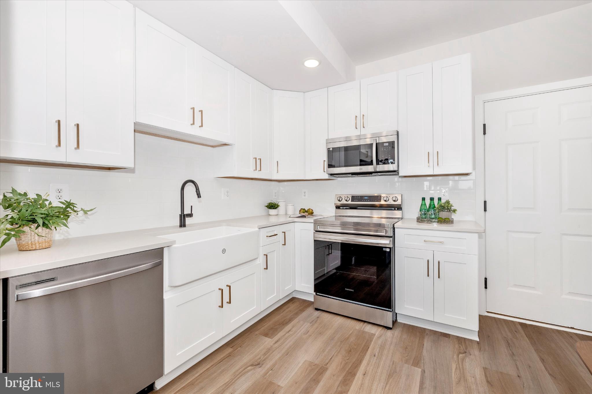 718 IRON FORGE ROAD UNIT A