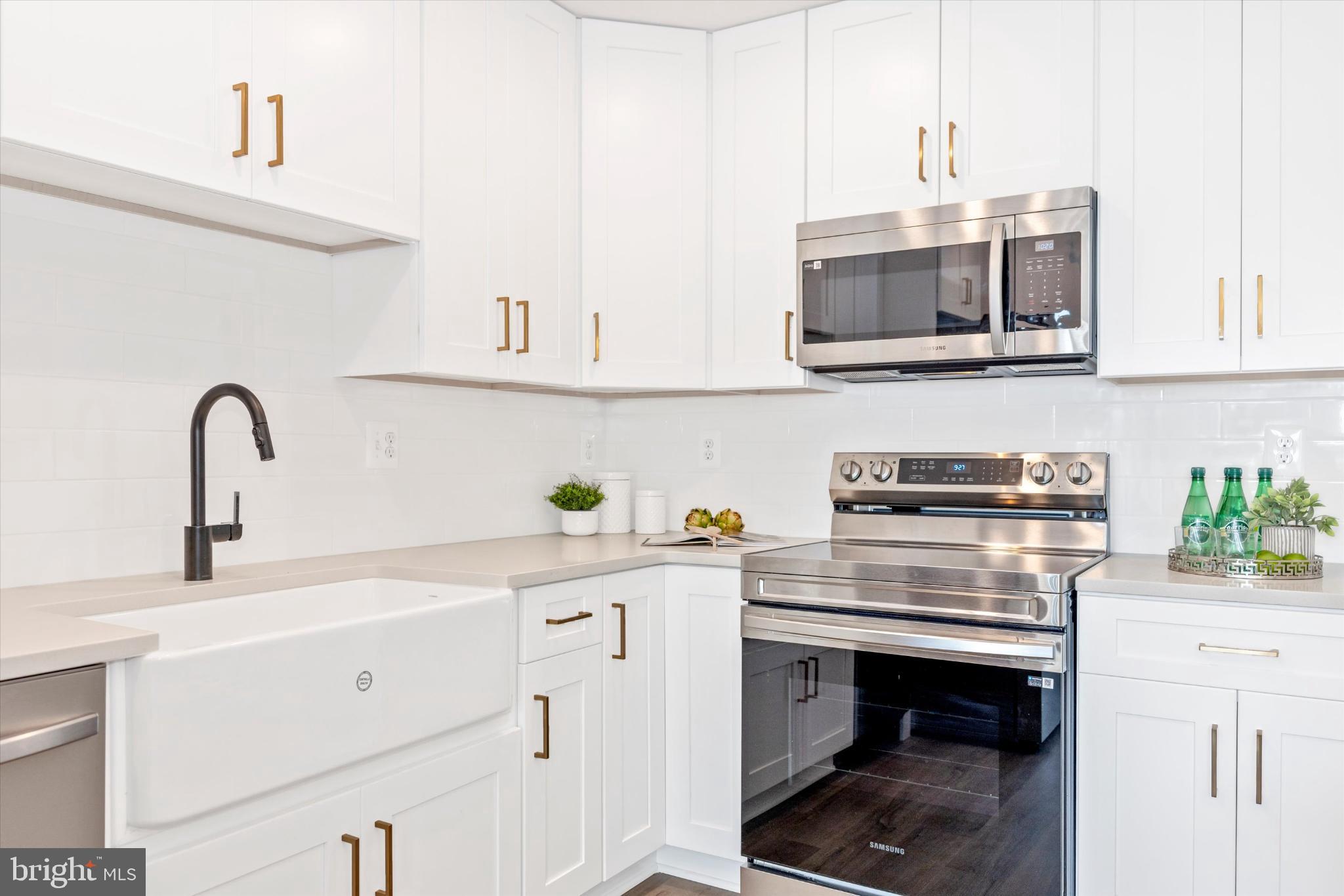 718 IRON FORGE ROAD UNIT A
