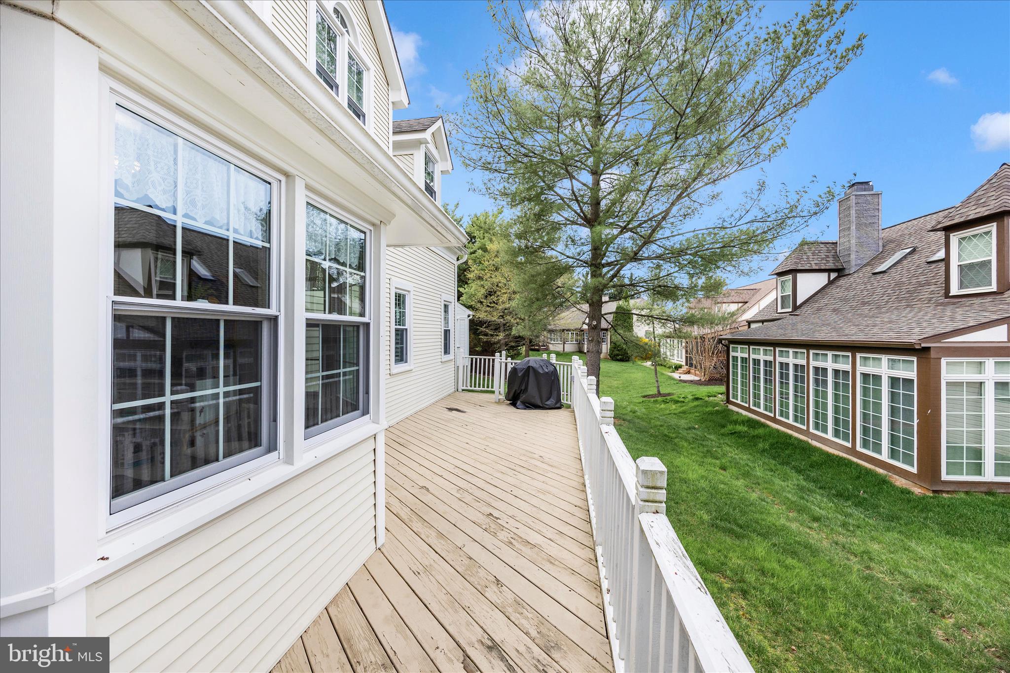 2465 BEAR DEN ROAD