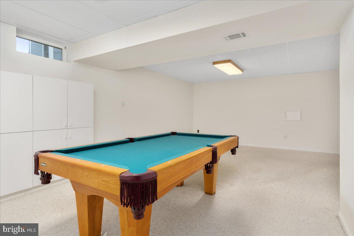 5614 GLEN COVE COURT