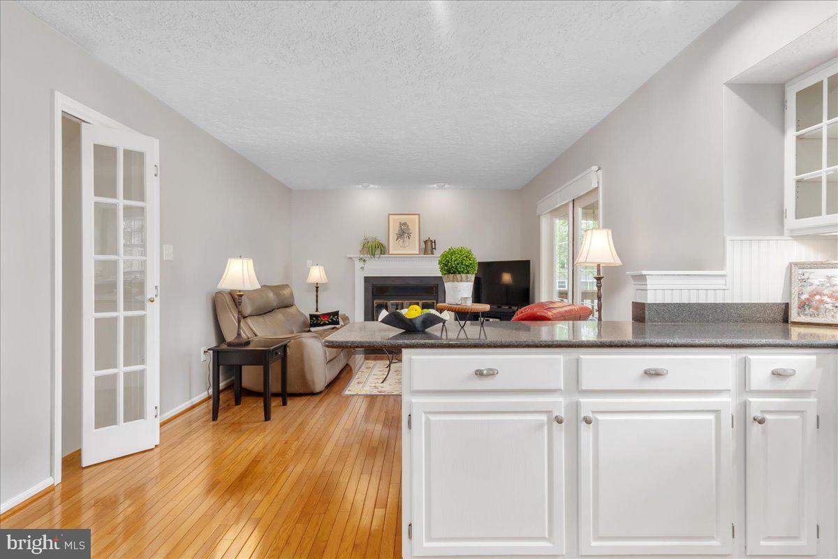 5614 GLEN COVE COURT