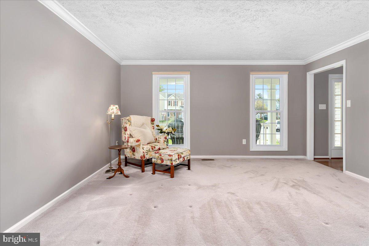 5614 GLEN COVE COURT