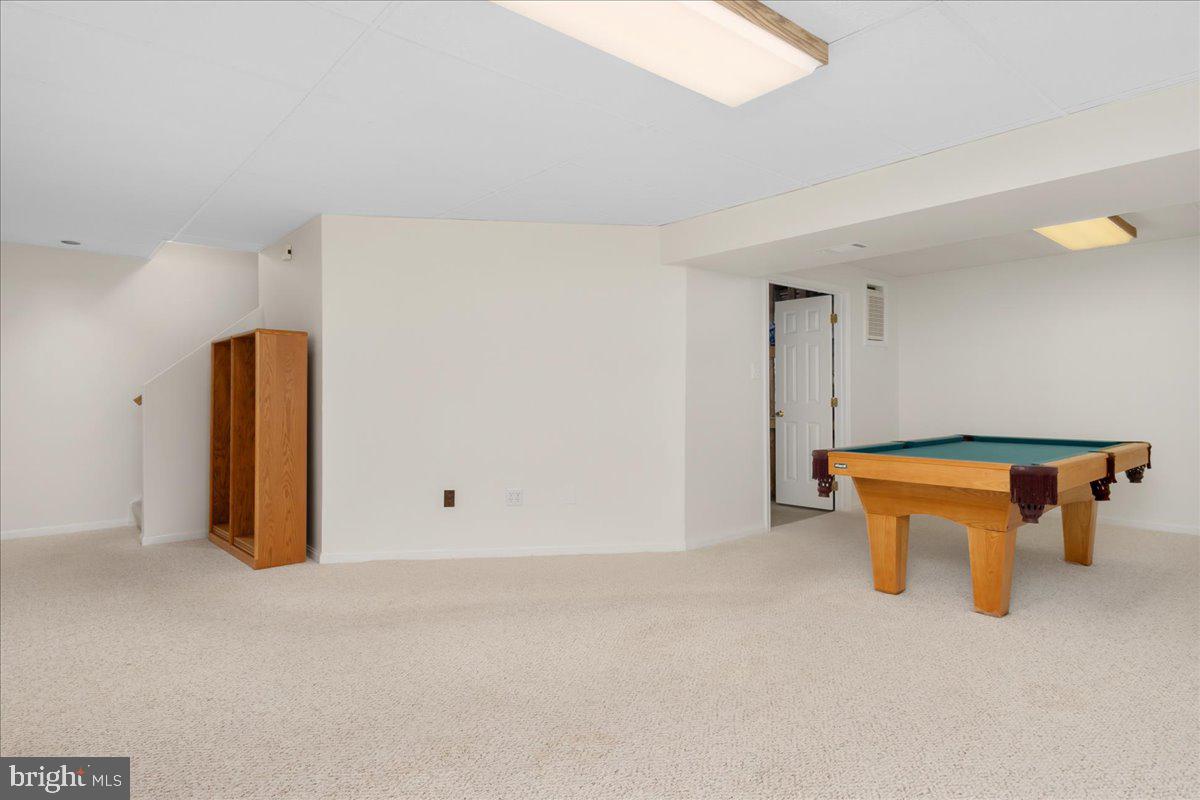 5614 GLEN COVE COURT