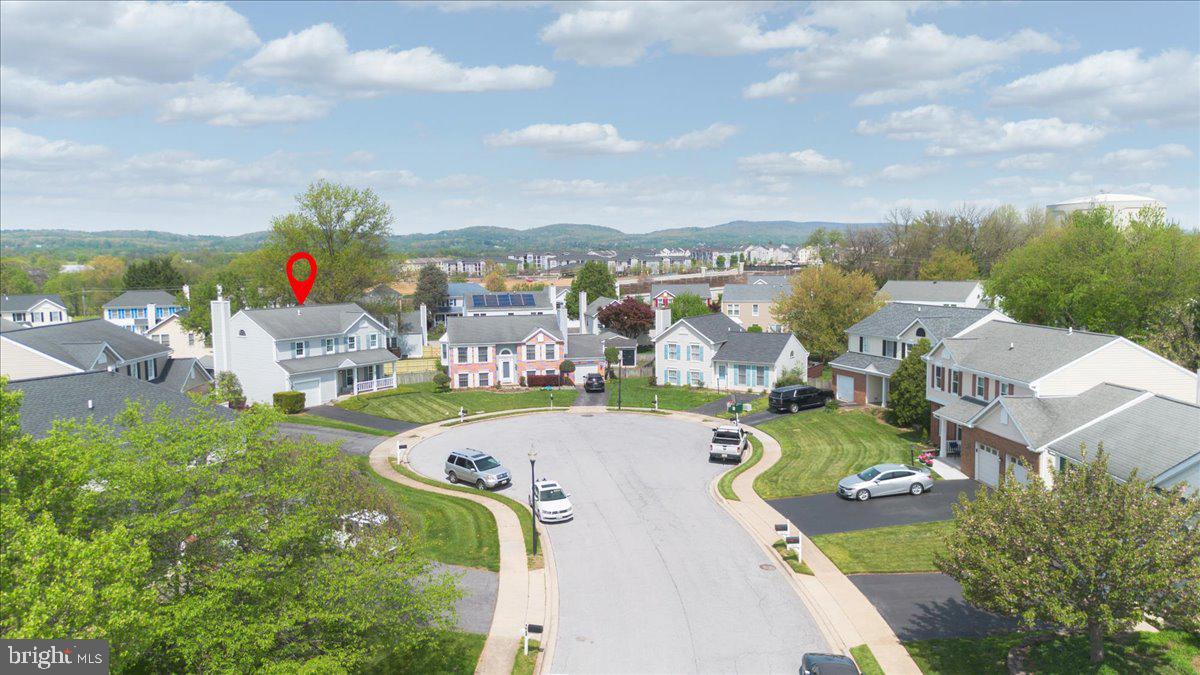 5614 GLEN COVE COURT