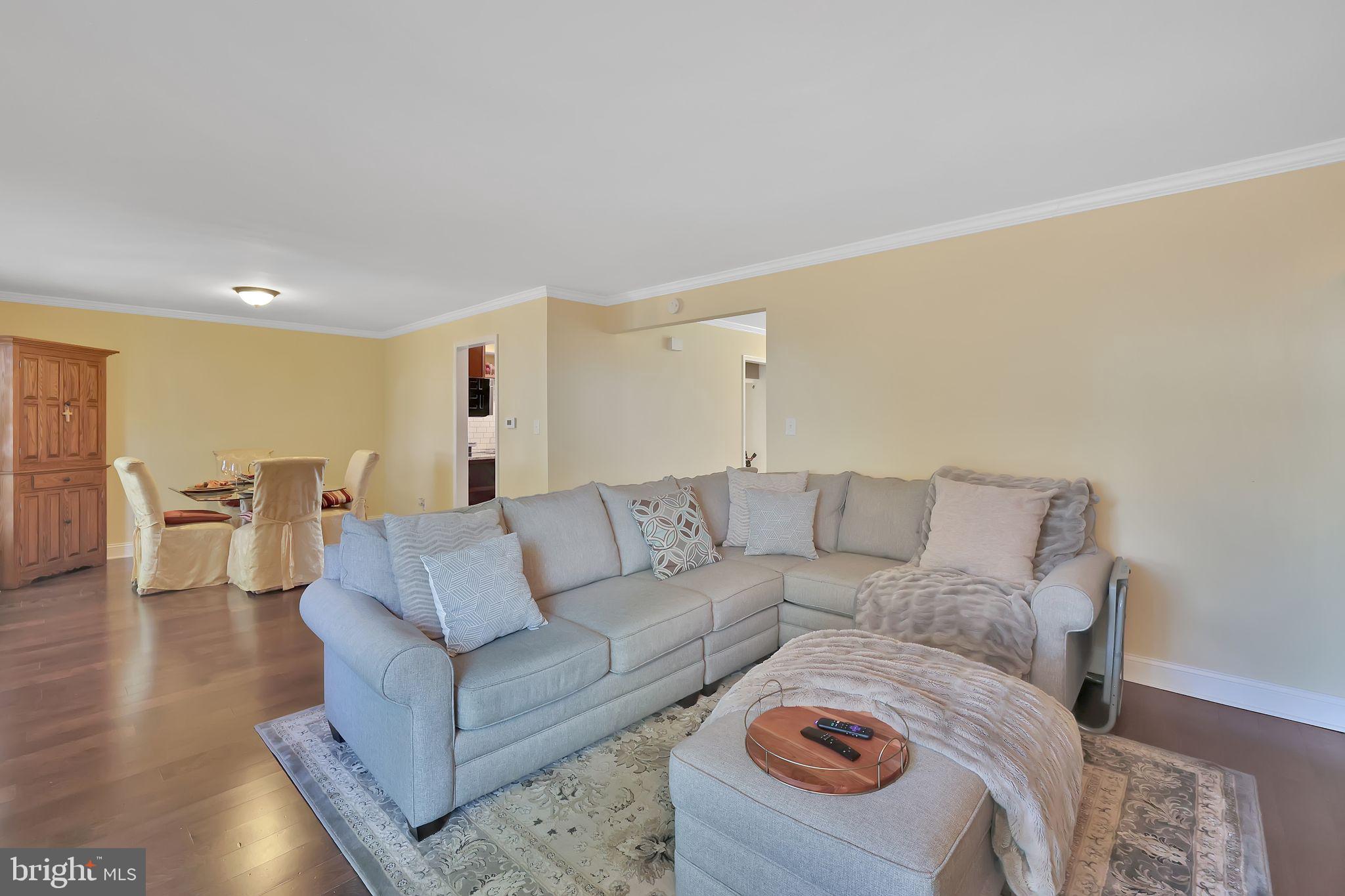 9416 AMBOY ROAD
