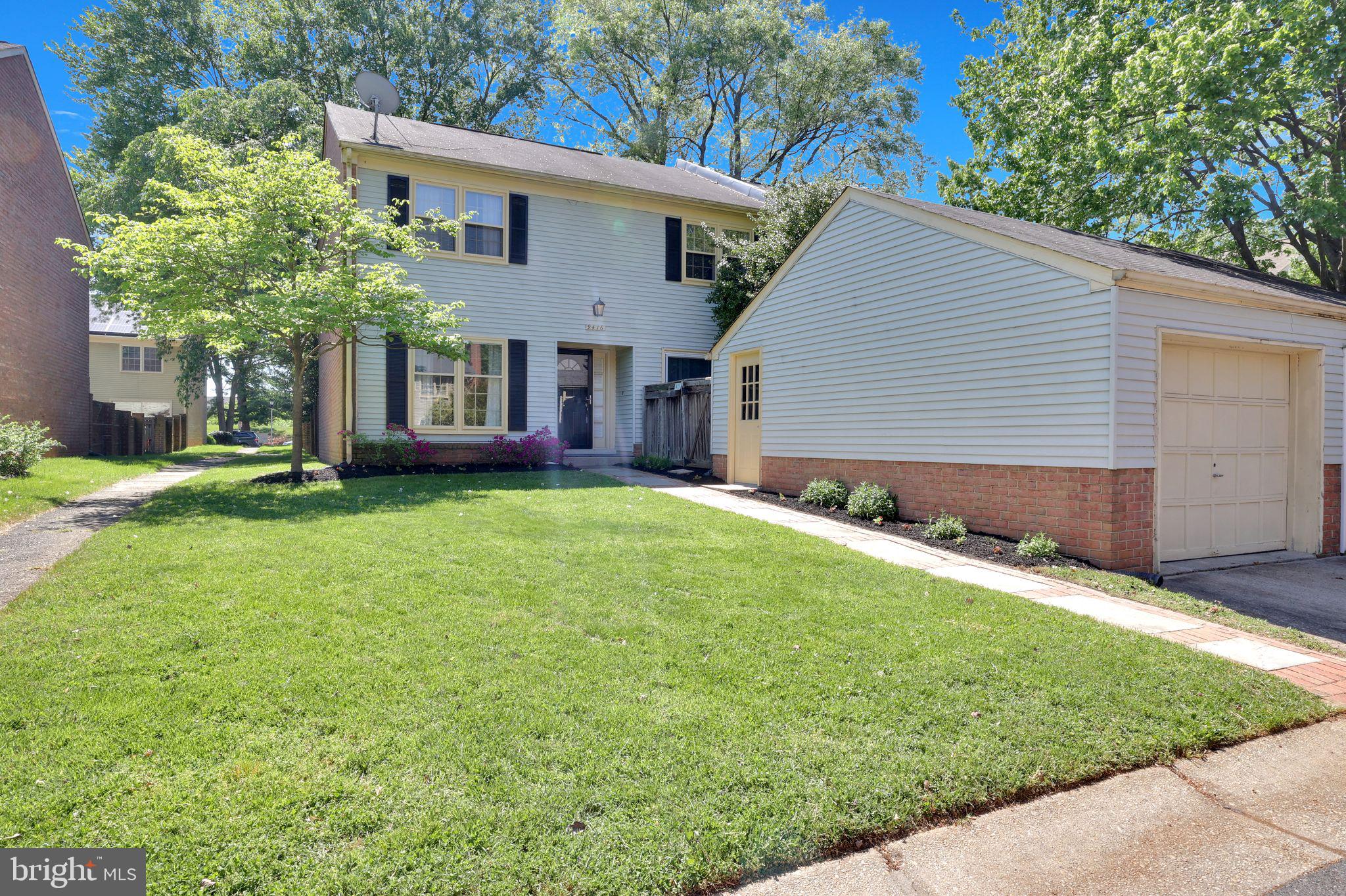 9416 AMBOY ROAD