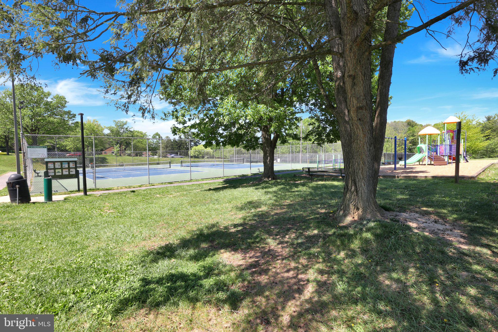 9416 AMBOY ROAD