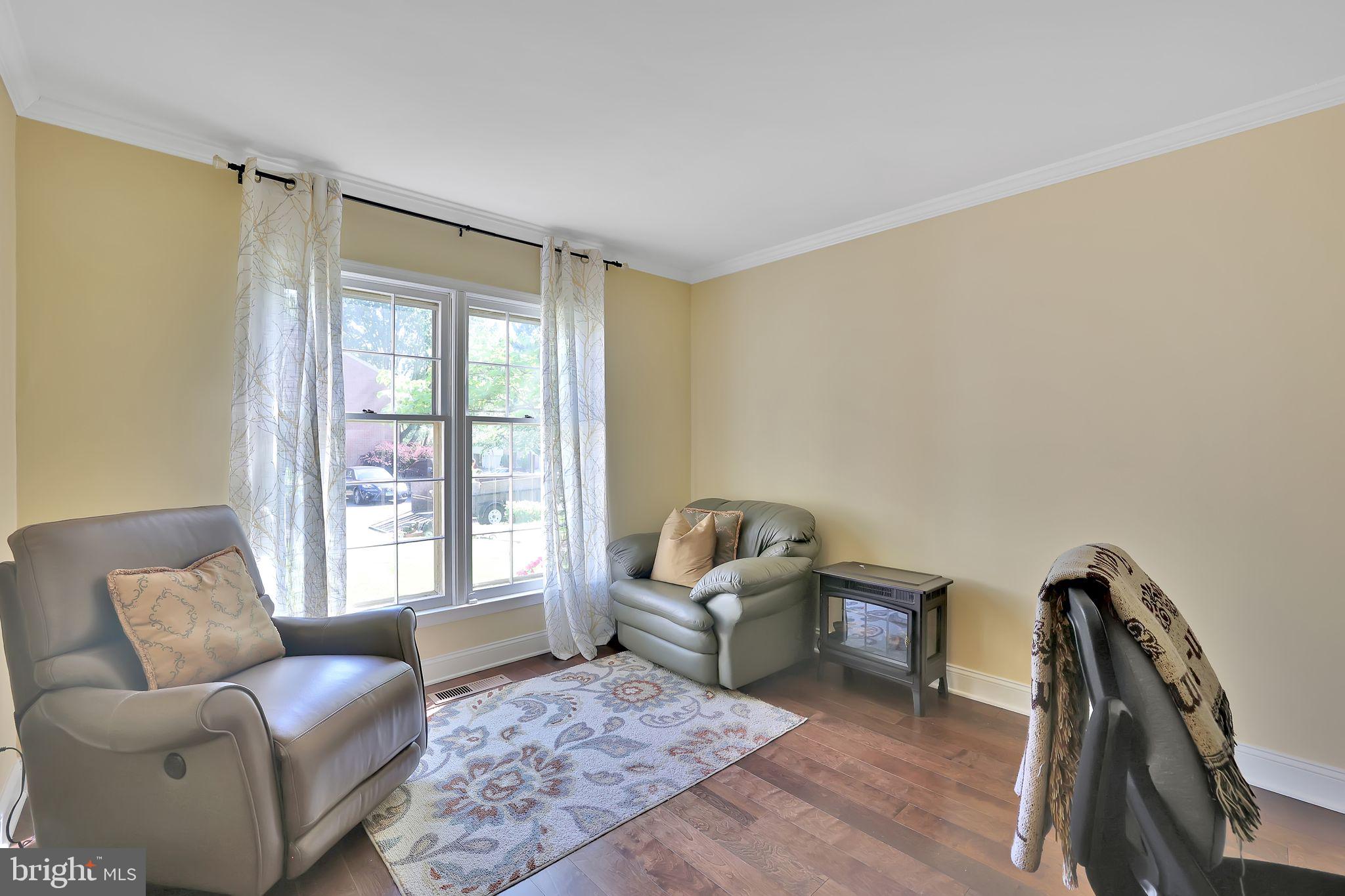 9416 AMBOY ROAD