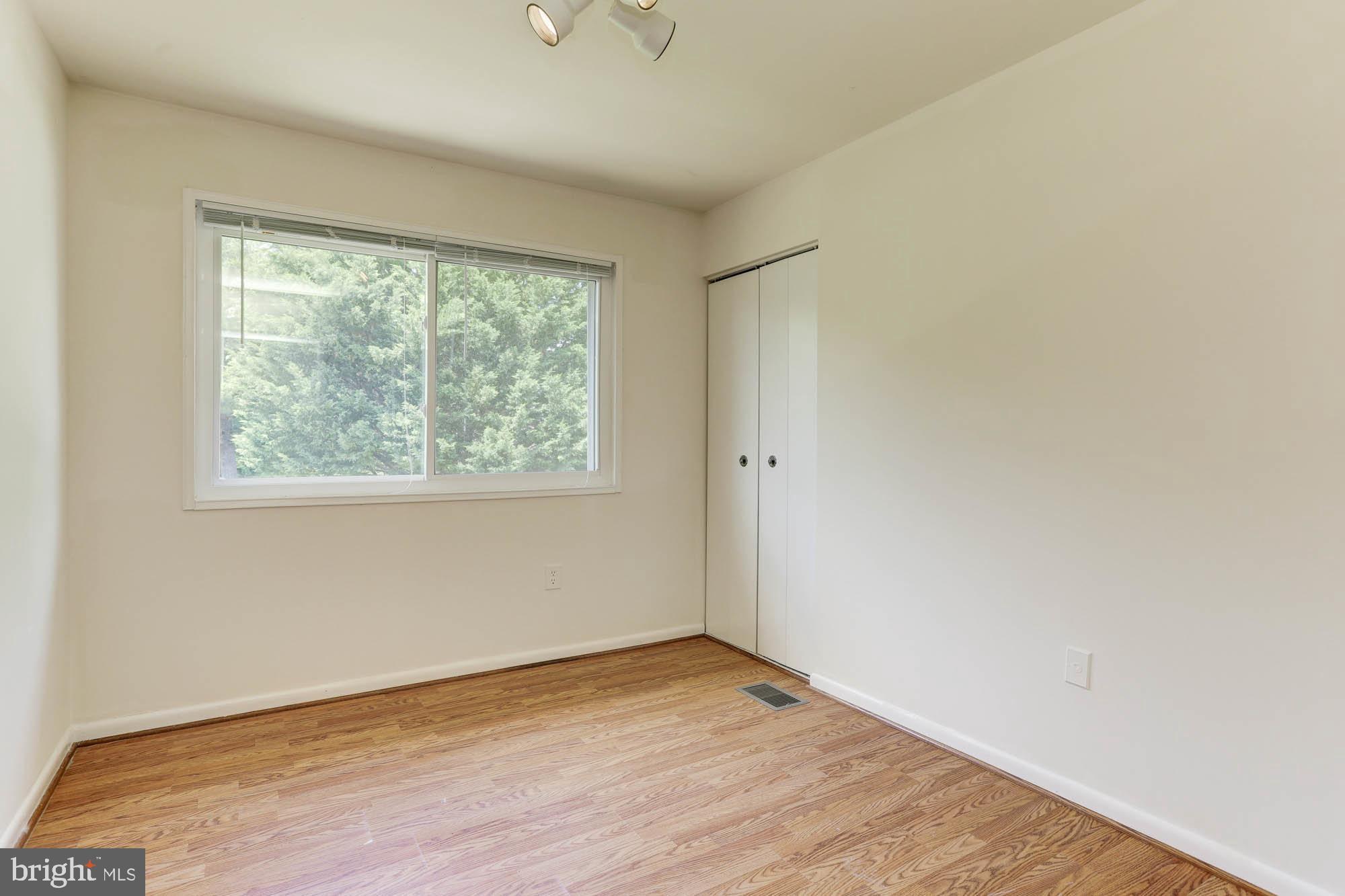 18605 SAGE WAY