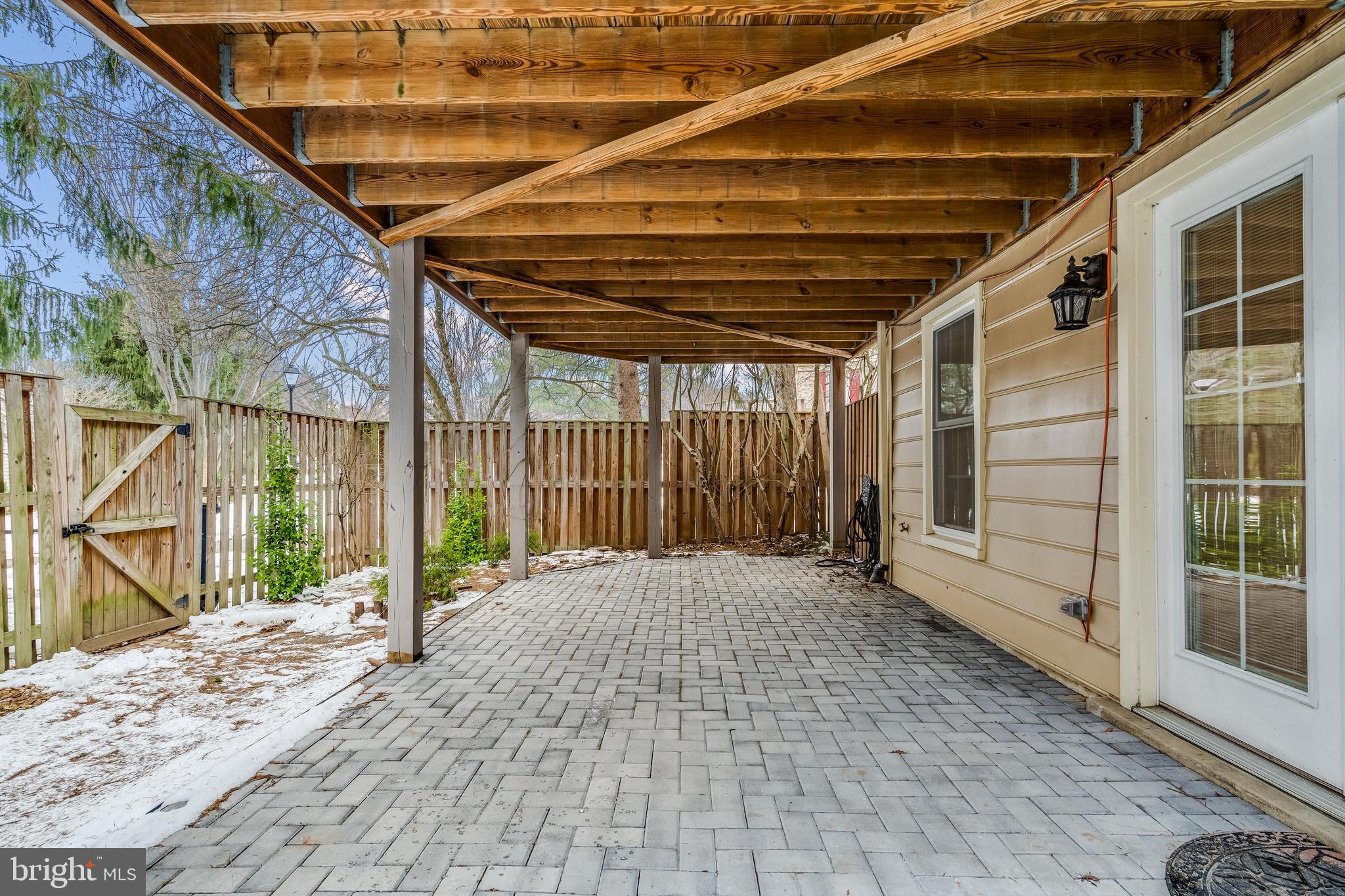 8628 FOUNTAIN VALLEY DRIVE
