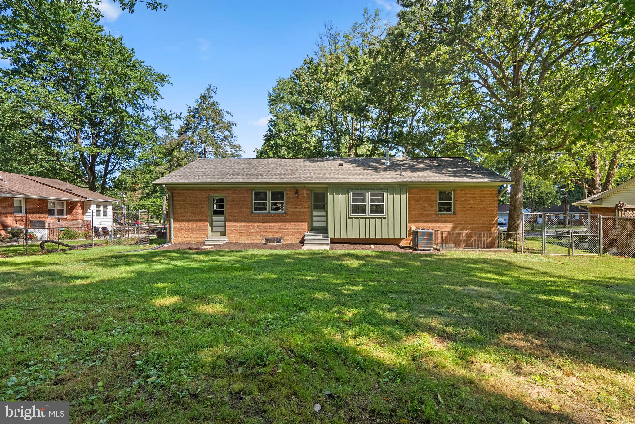 4306 PARKLAND COURT