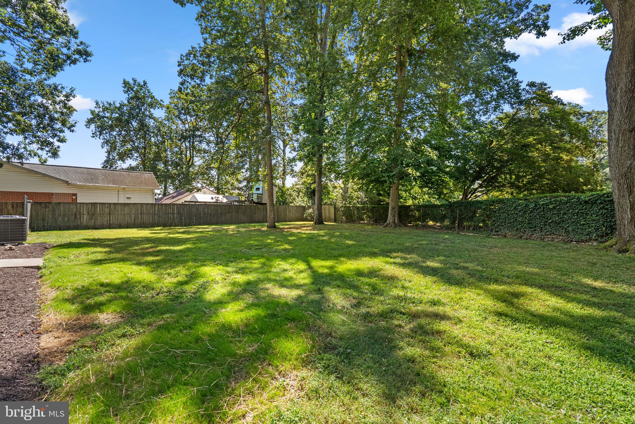 4306 PARKLAND COURT