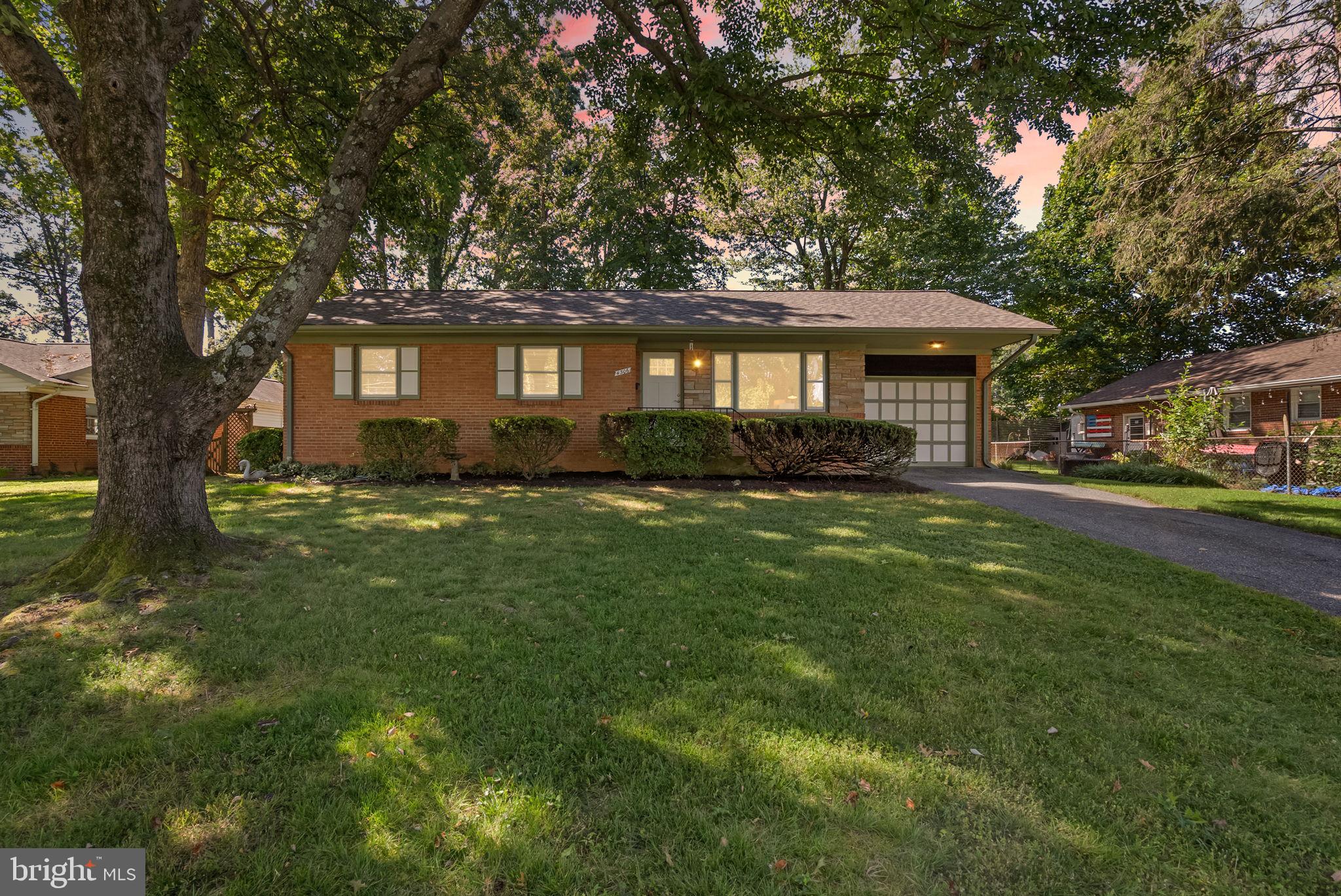 4306 PARKLAND COURT