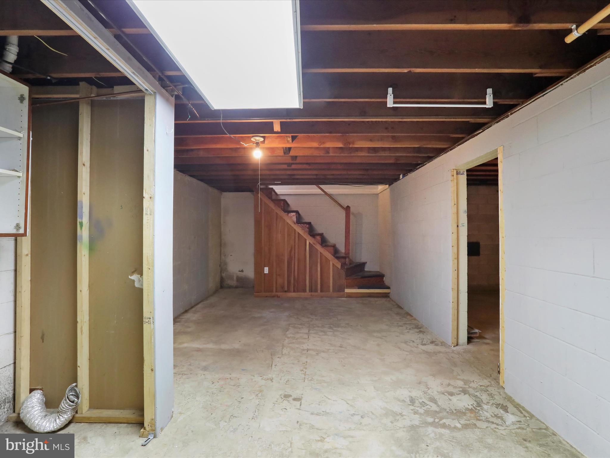 22006 JEFFERSON BOULEVARD