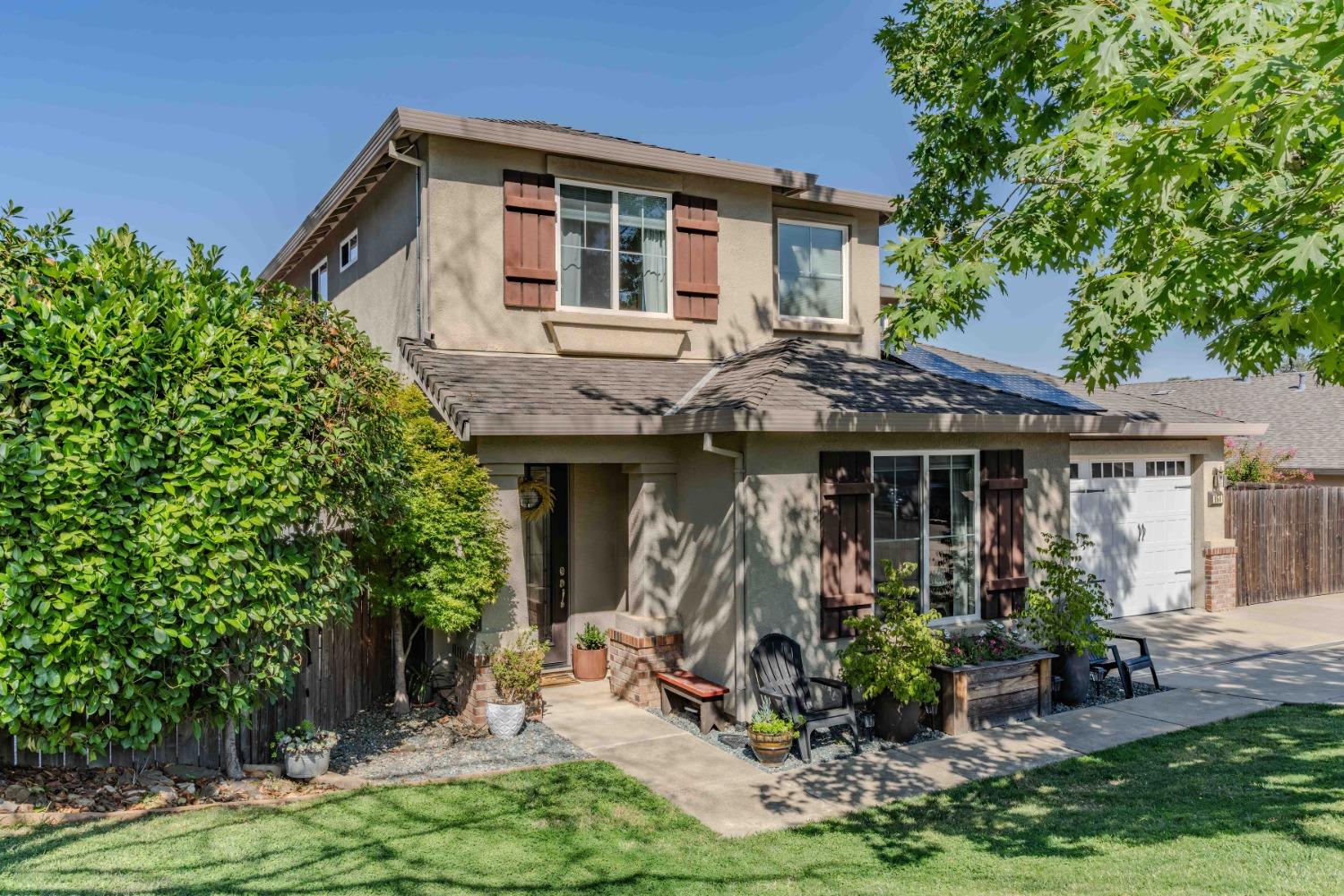 956 Ponderosa Street
