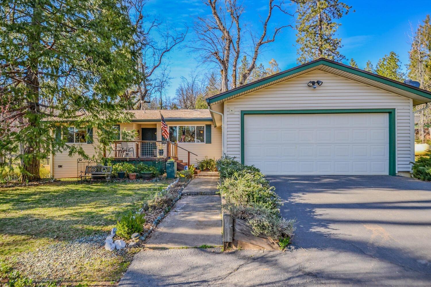 27279 Meadow Moss Road