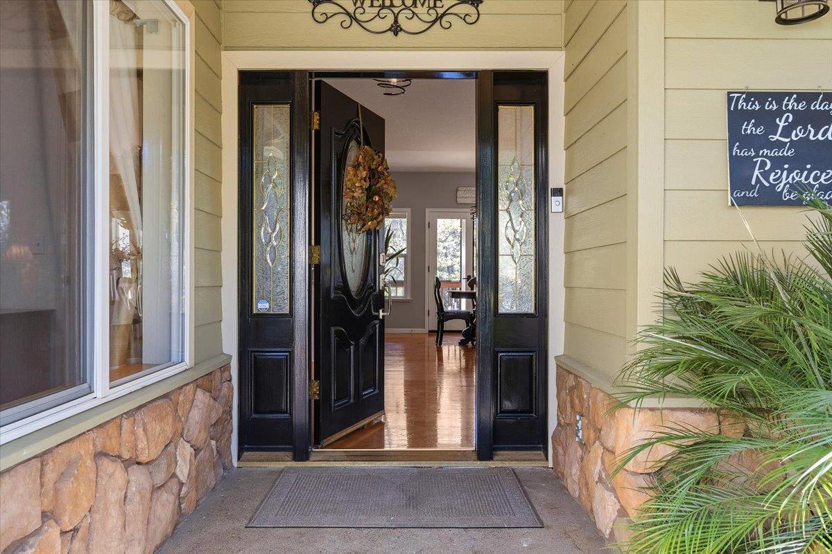 18675 Mountain View Drive