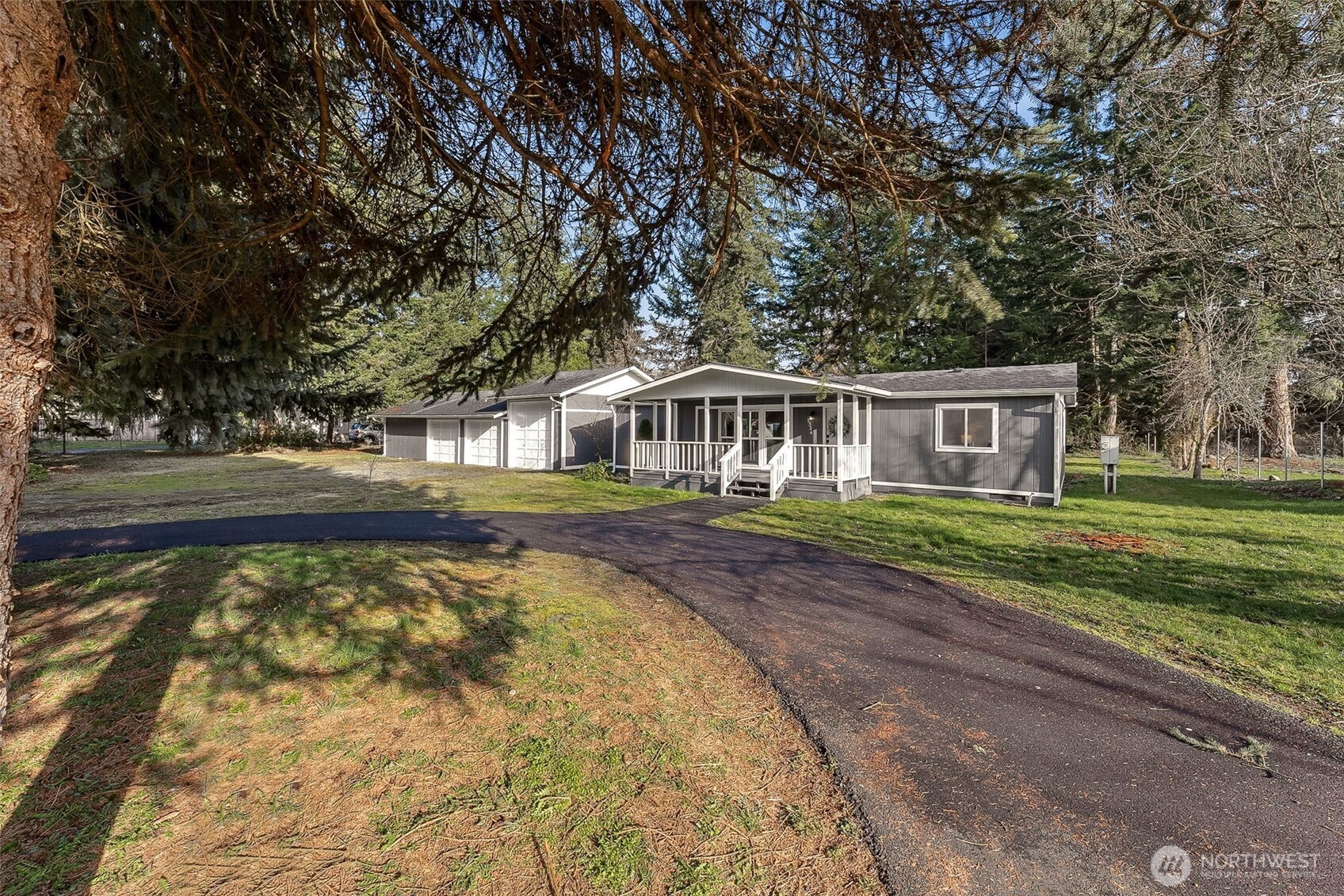 8534 McNiece Loop SE