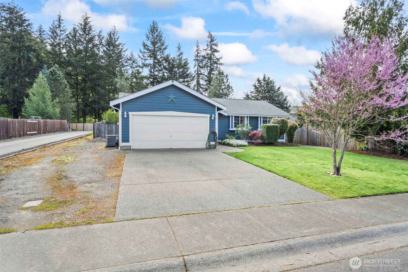 183 Baumgartner Place N