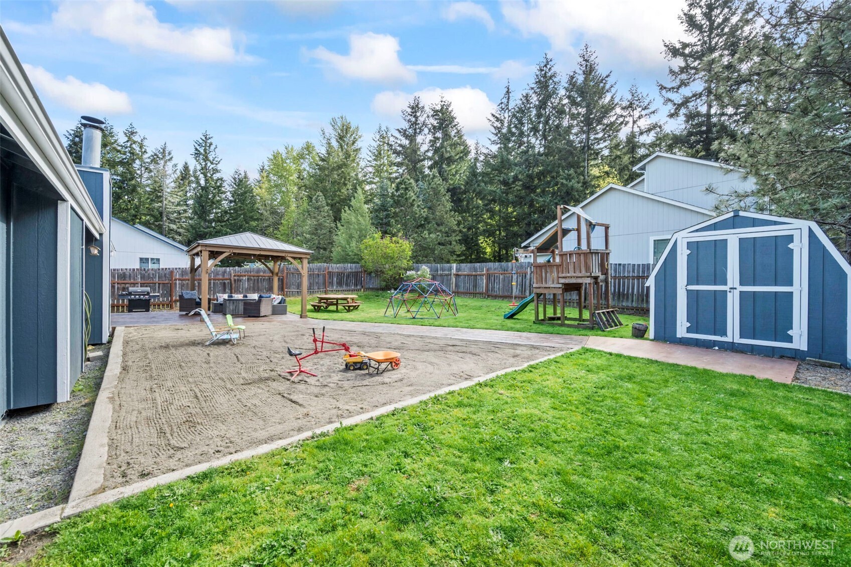 183 Baumgartner Place N