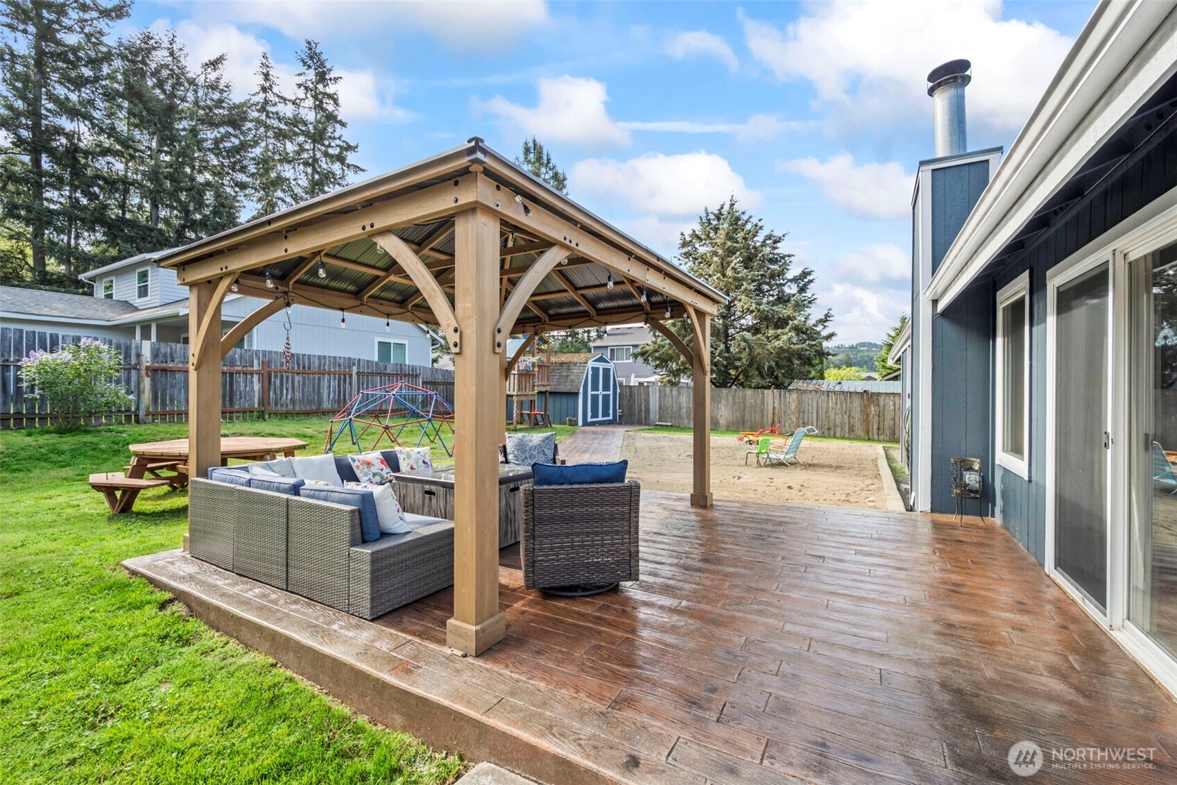 183 Baumgartner Place N