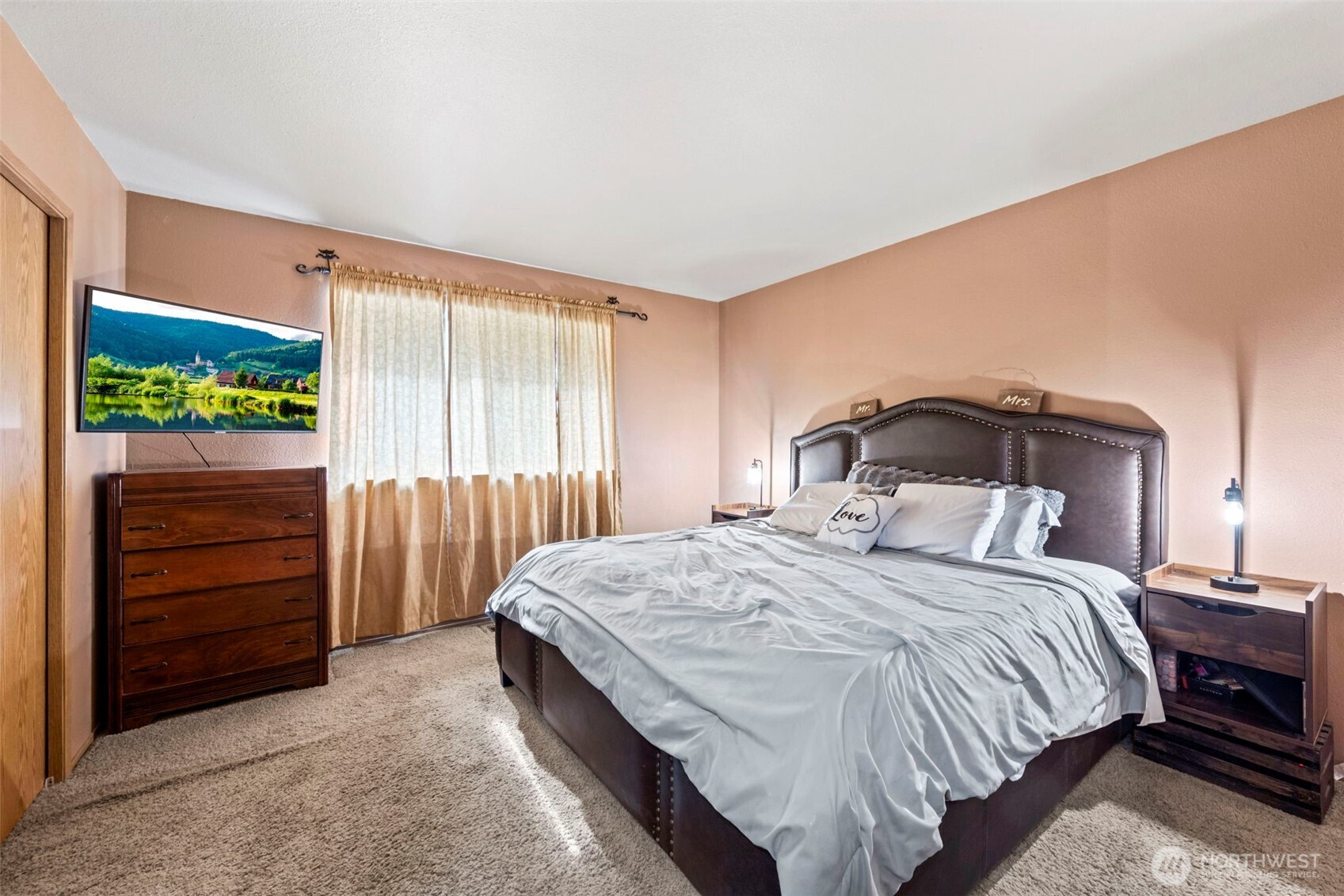 183 Baumgartner Place N