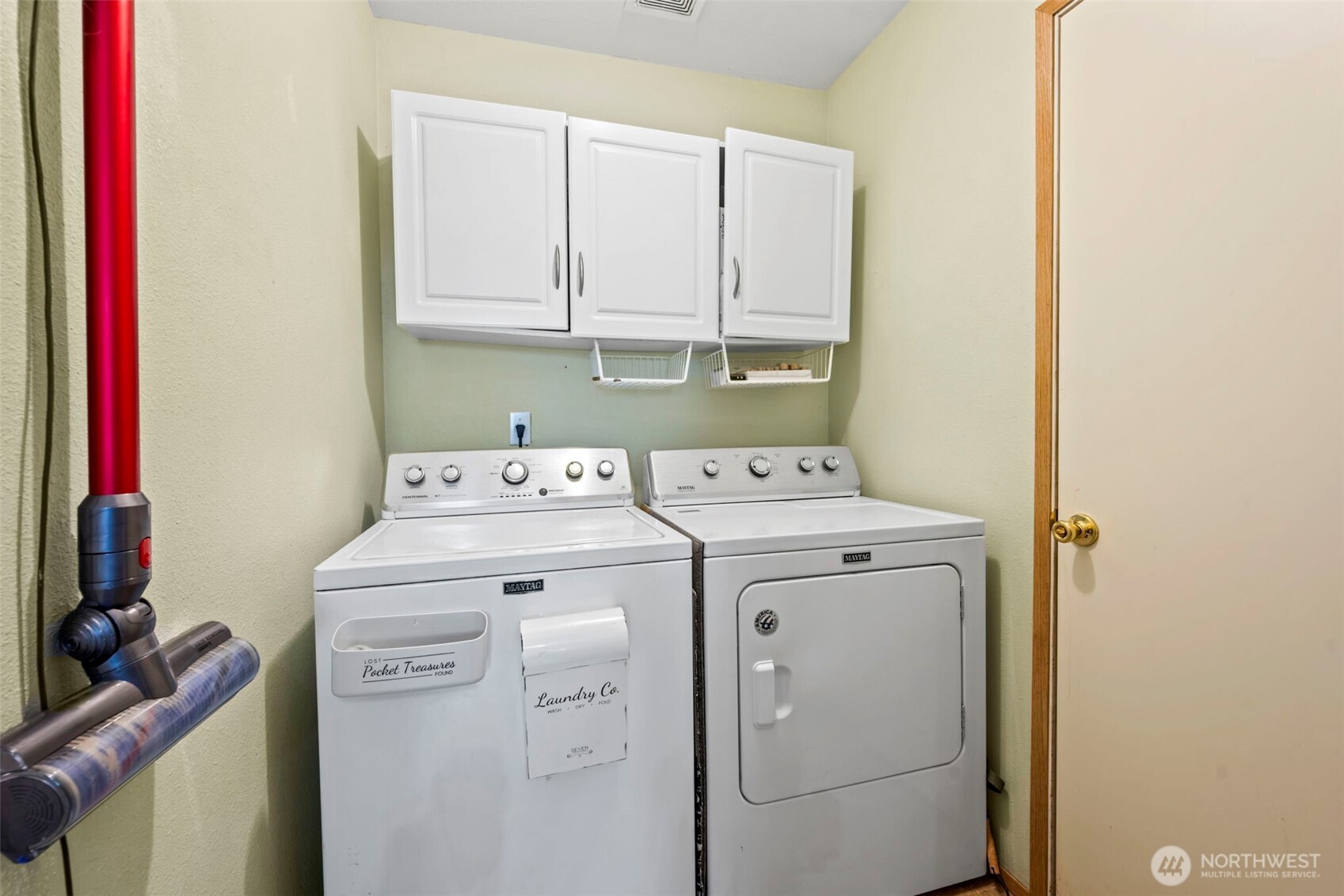 183 Baumgartner Place N