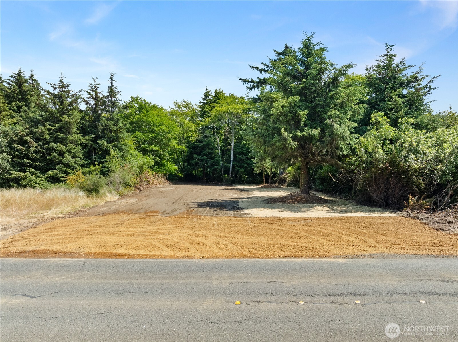 620 E Chance A la Mer NE