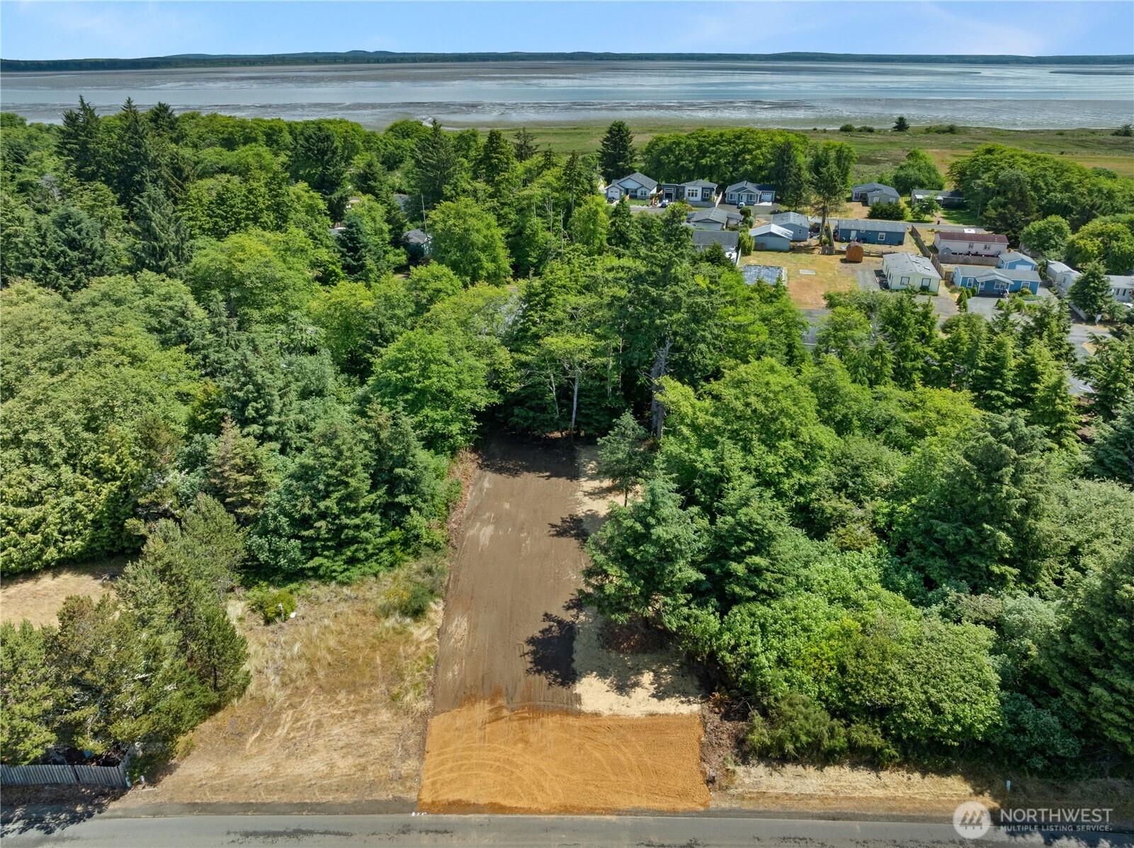 620 E Chance A la Mer NE