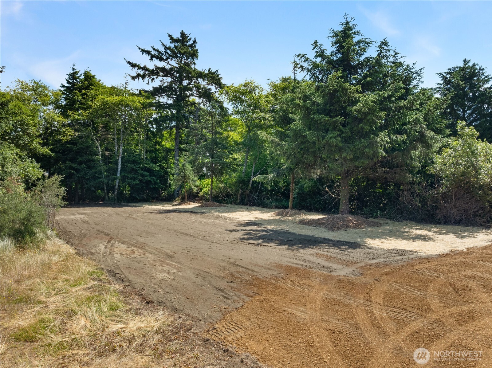 620 E Chance A la Mer NE