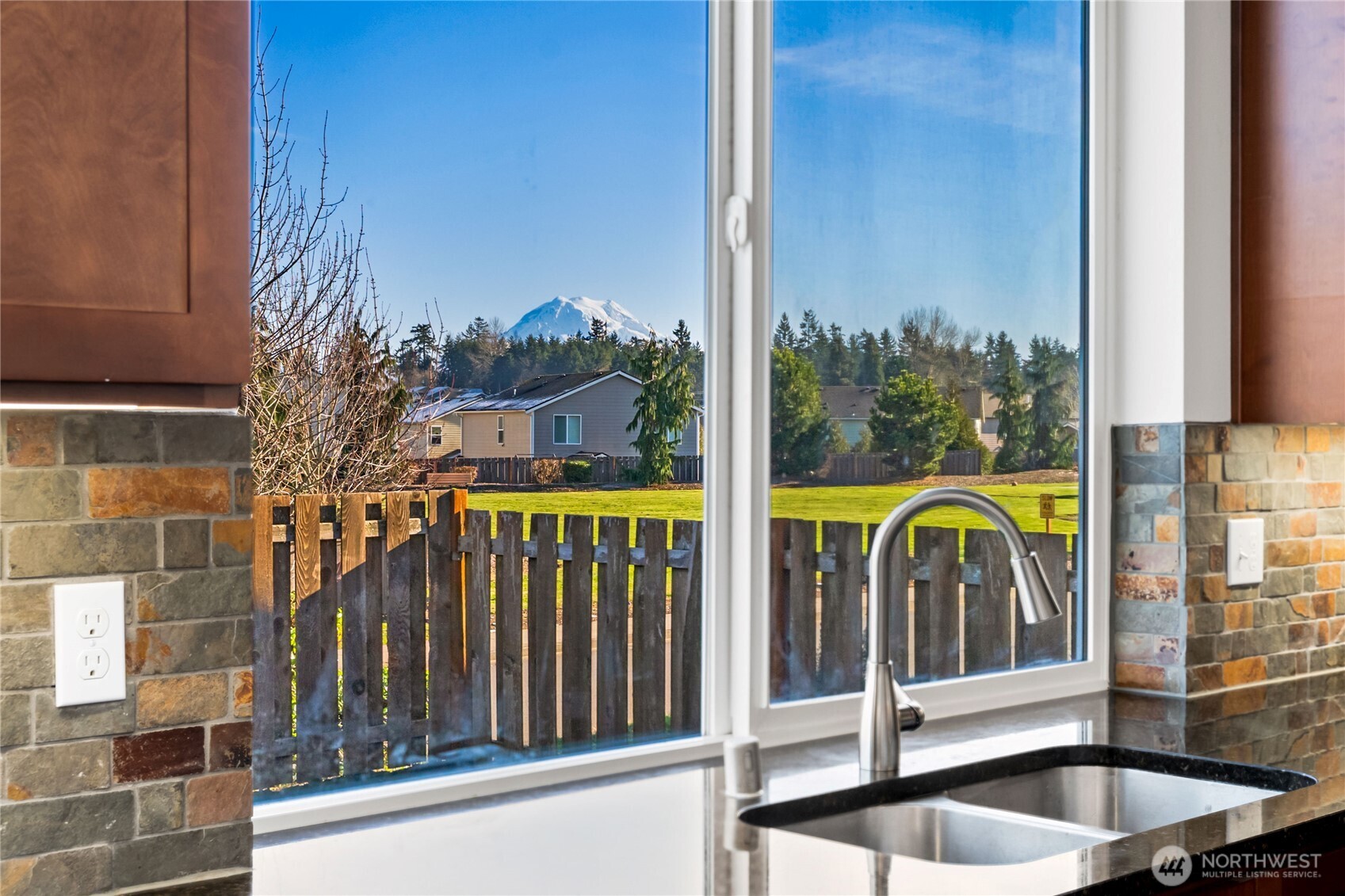 1833 193rd Street Ct E