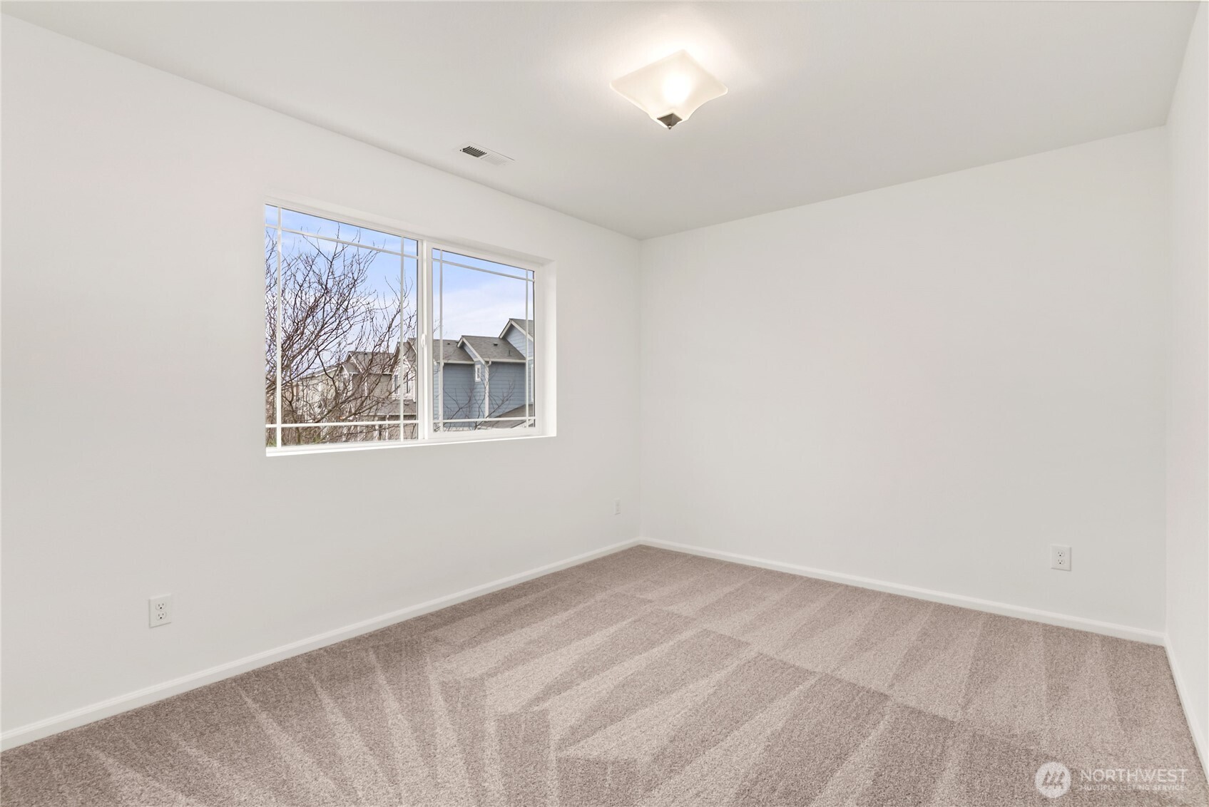 1833 193rd Street Ct E