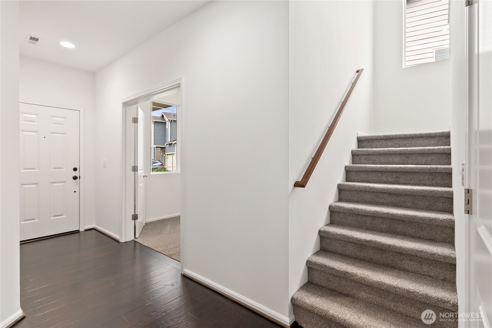 1833 193rd Street Ct E