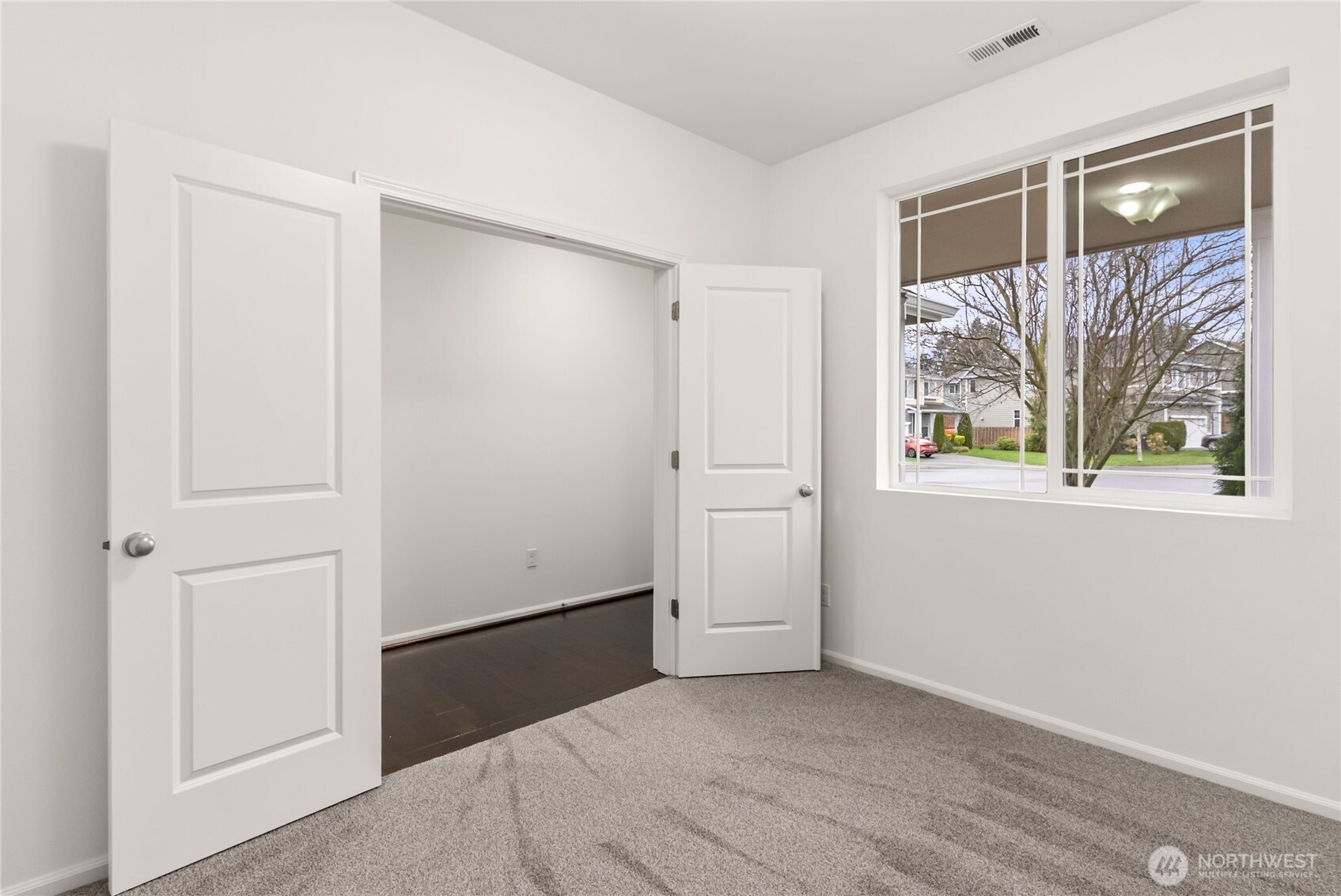 1833 193rd Street Ct E